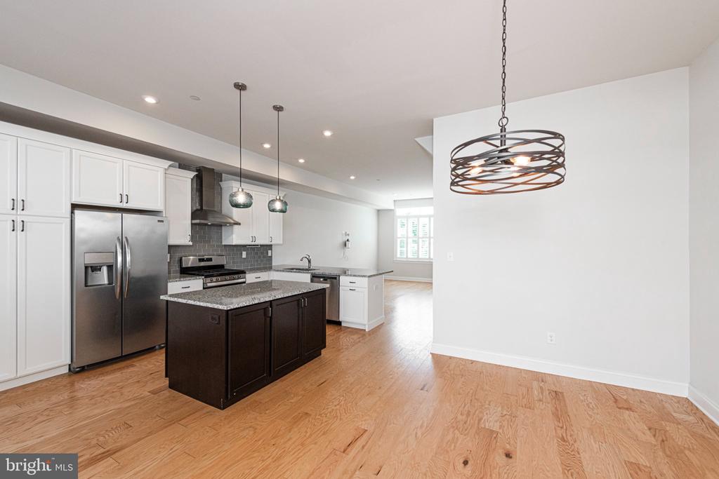 139 SMITHWORKS BOULEVARD Unit: 20