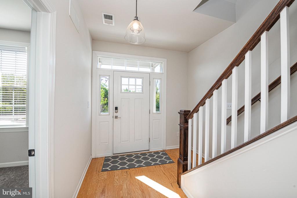 139 SMITHWORKS BOULEVARD Unit: 20