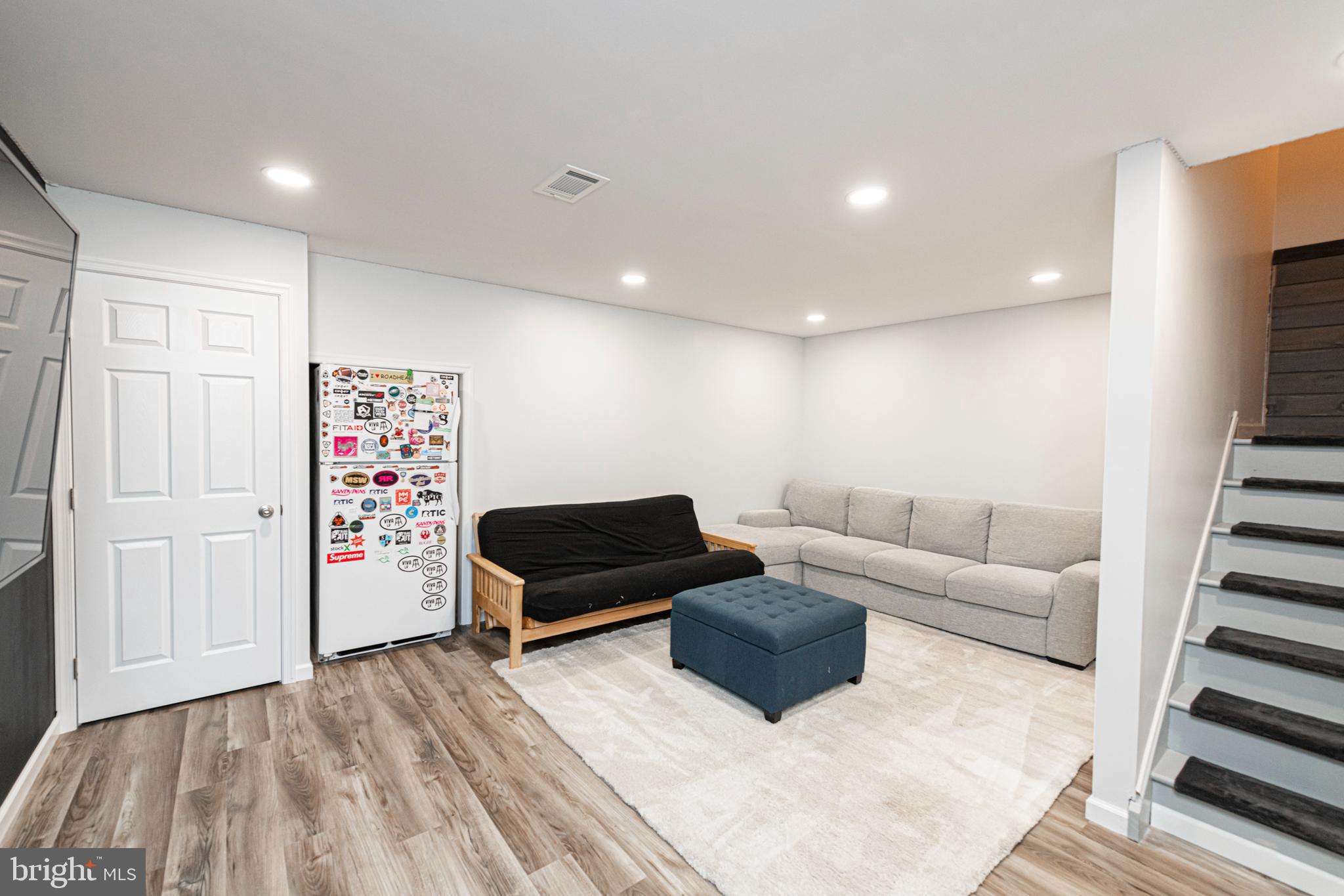 109 SYCAMORE COURT