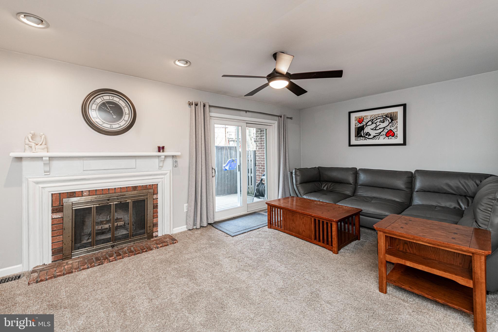 109 SYCAMORE COURT