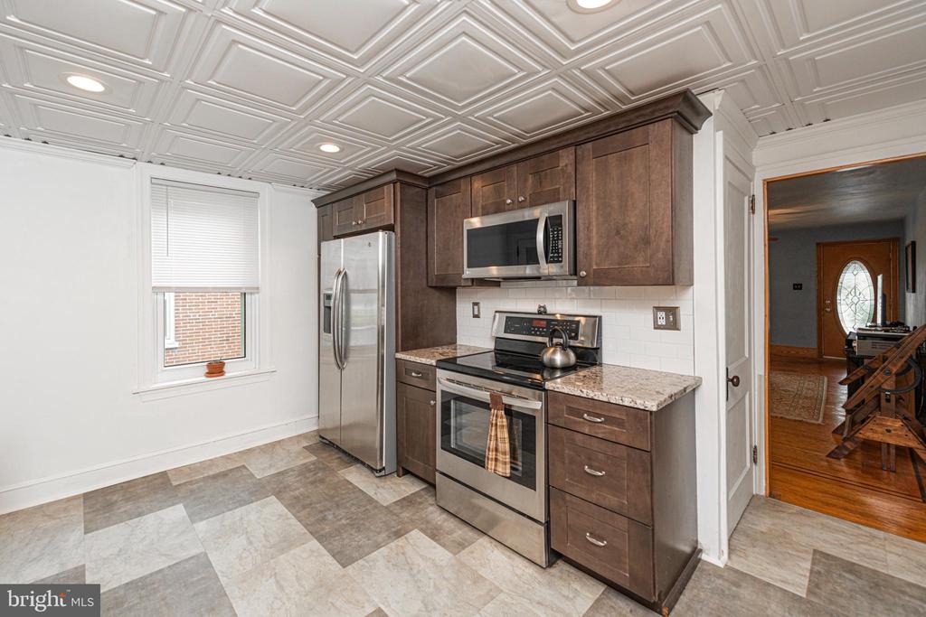 741 WALNUT STREET