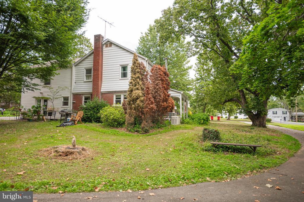 116 WOODLYN AVENUE