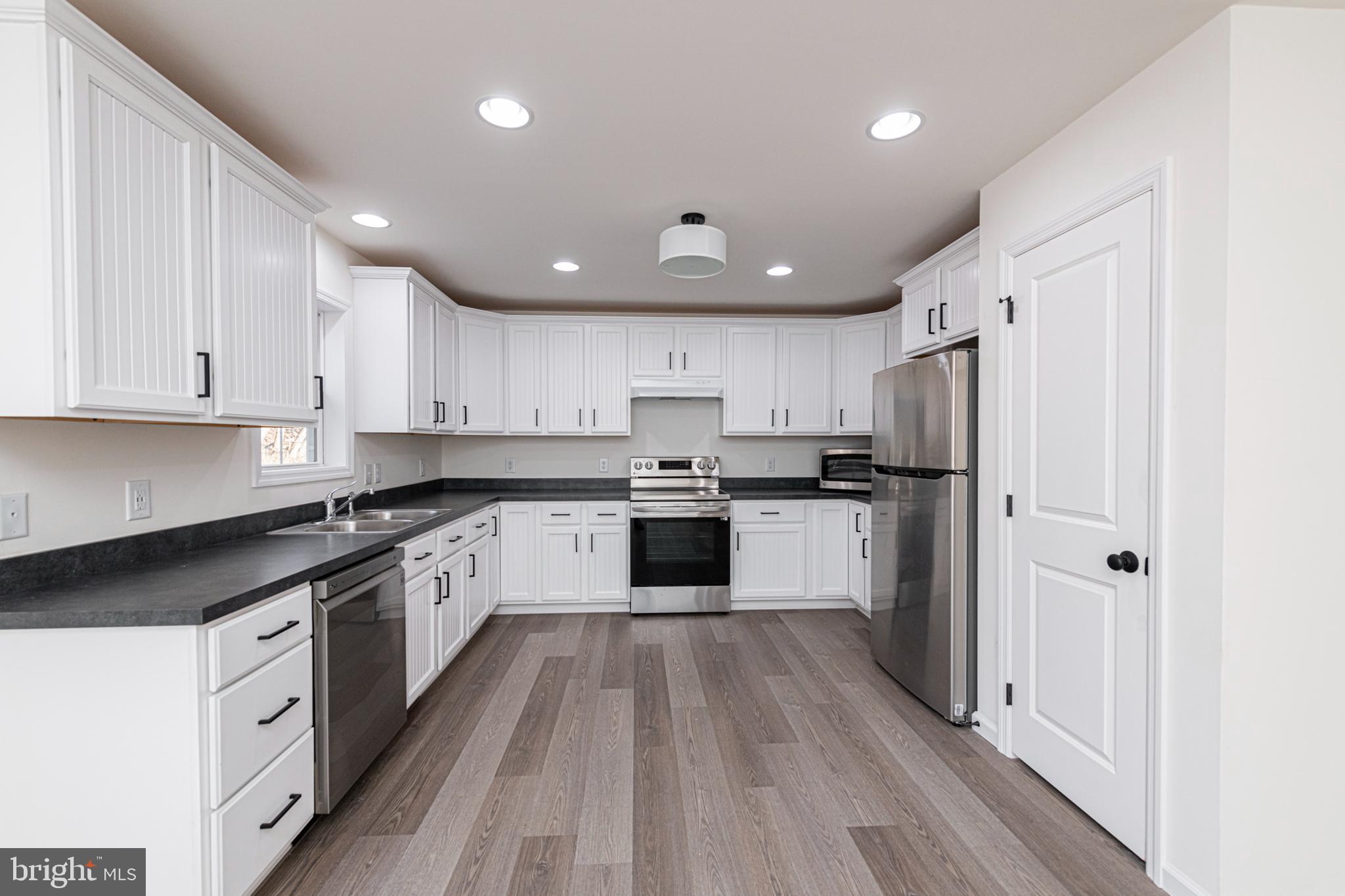 617 PORT PROVIDENCE ROAD