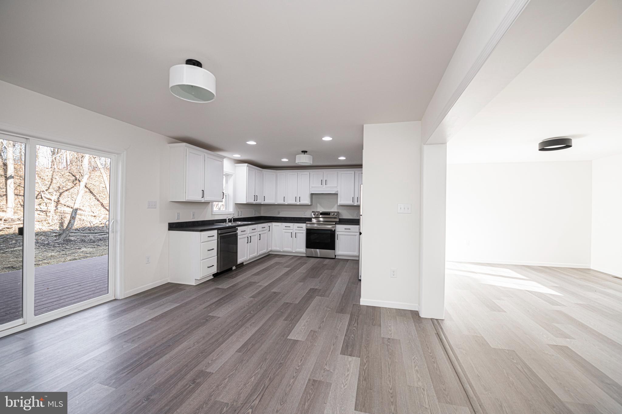 617 PORT PROVIDENCE ROAD