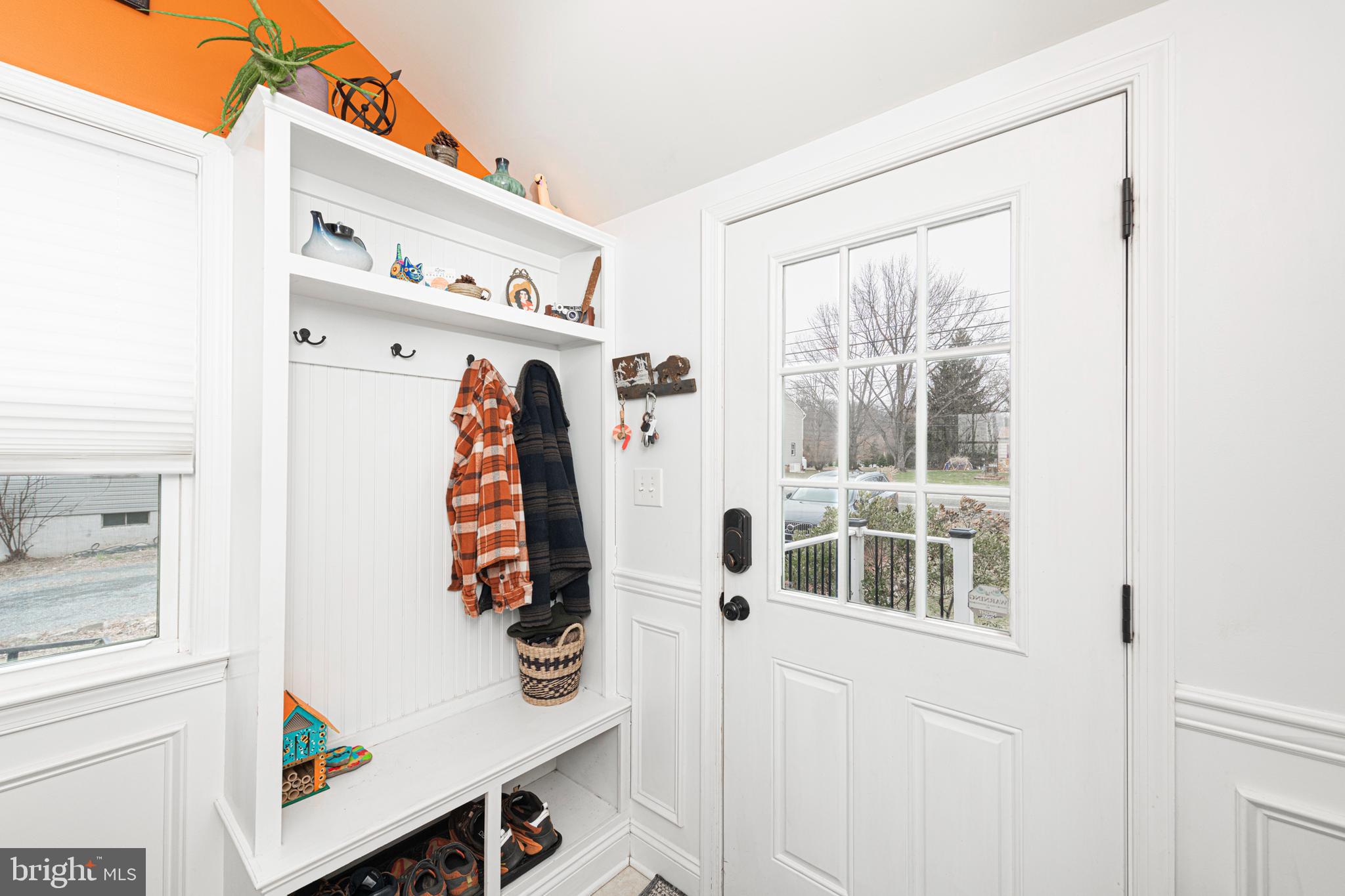 1720 FARMINGTON AVENUE