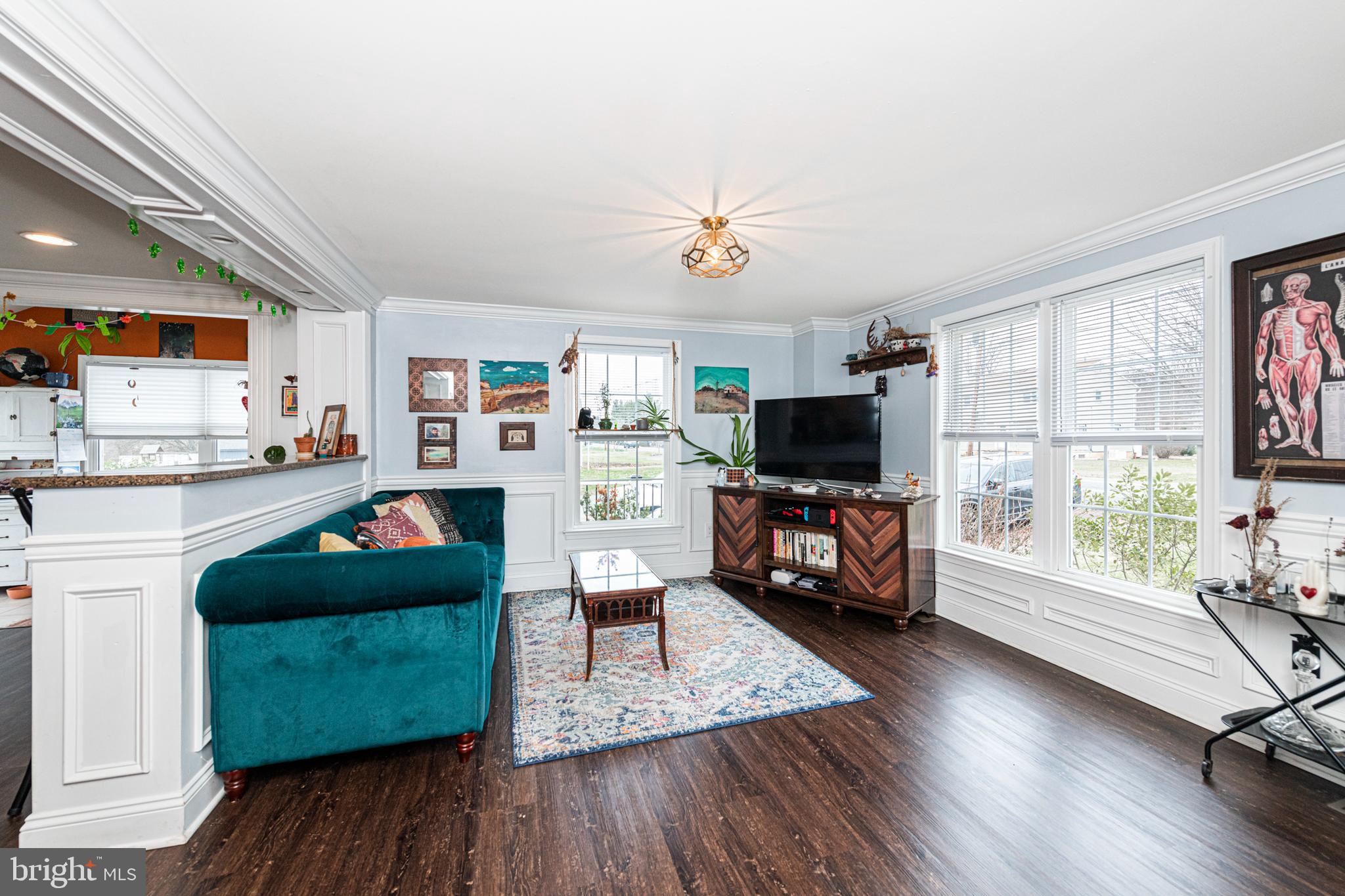 1720 FARMINGTON AVENUE