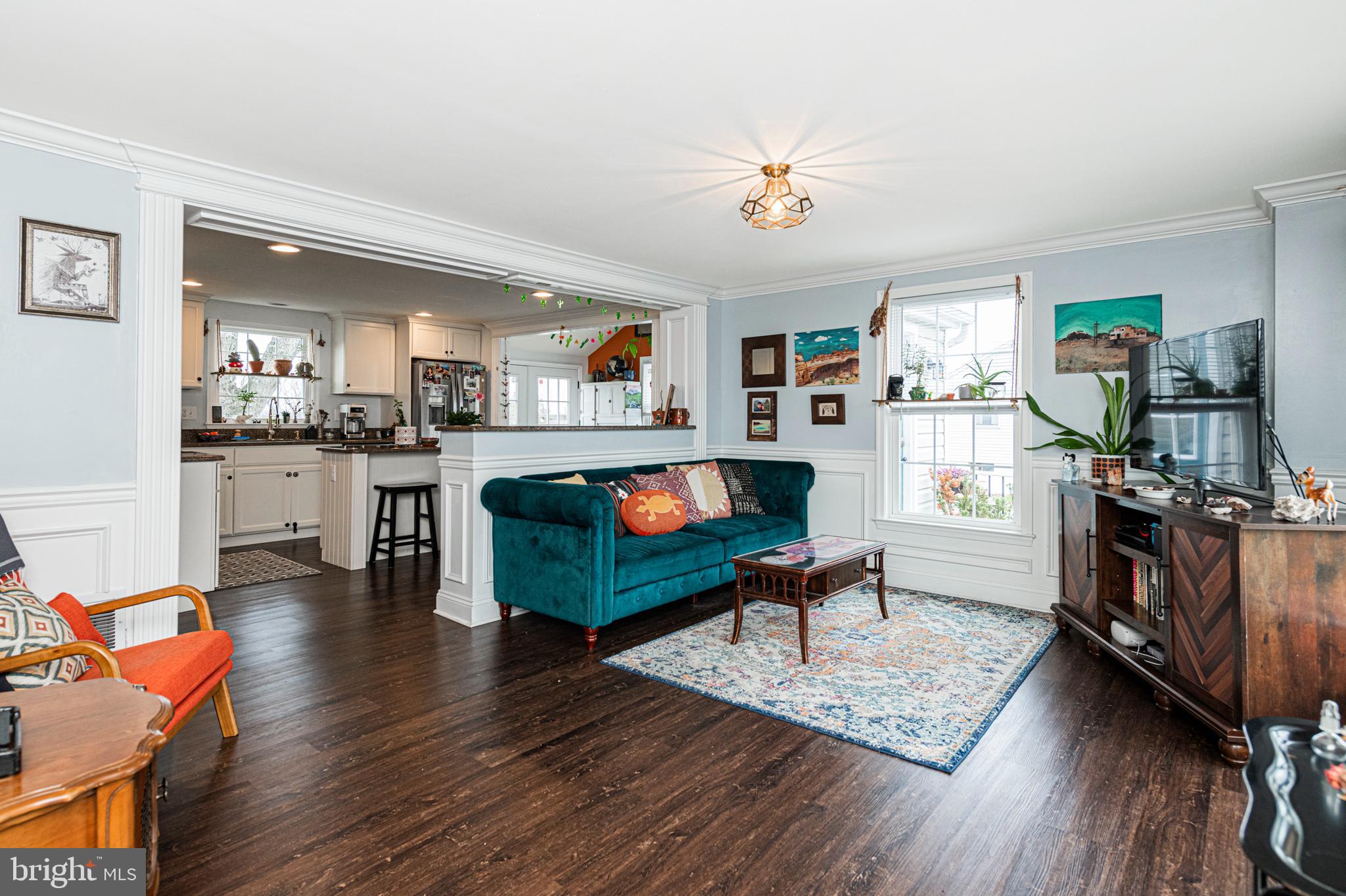 1720 FARMINGTON AVENUE