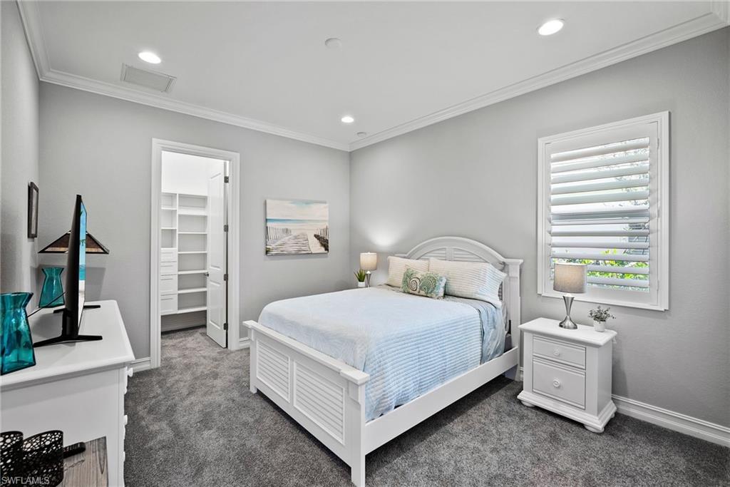 14296 Laguna Springs LN