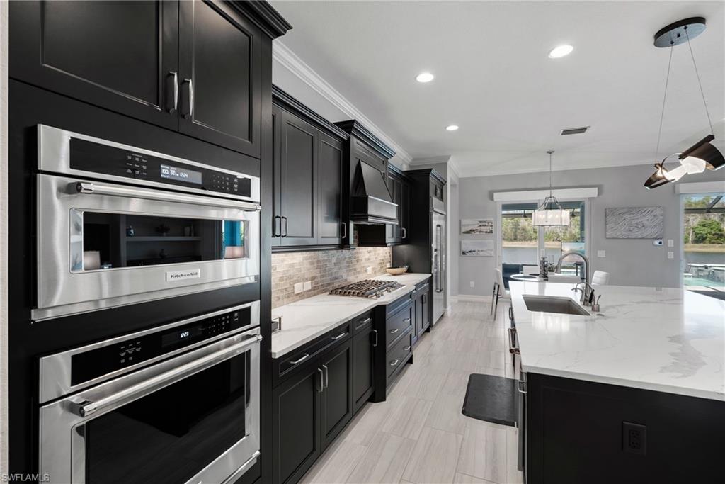 14296 Laguna Springs LN