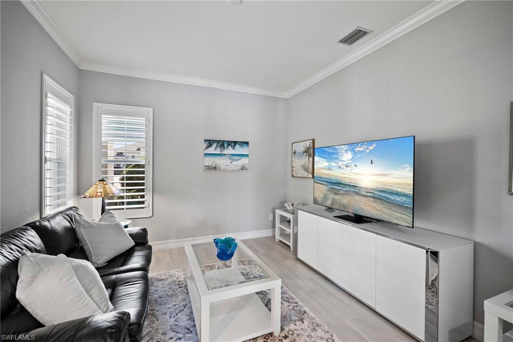 14296 Laguna Springs LN