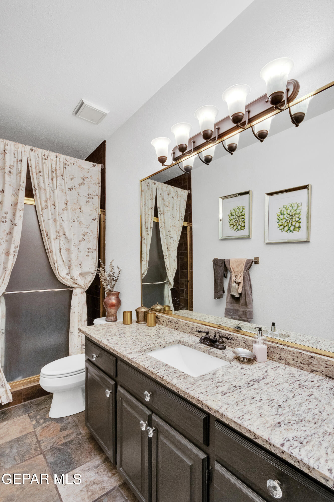 1212 Cerrito Grande Lane