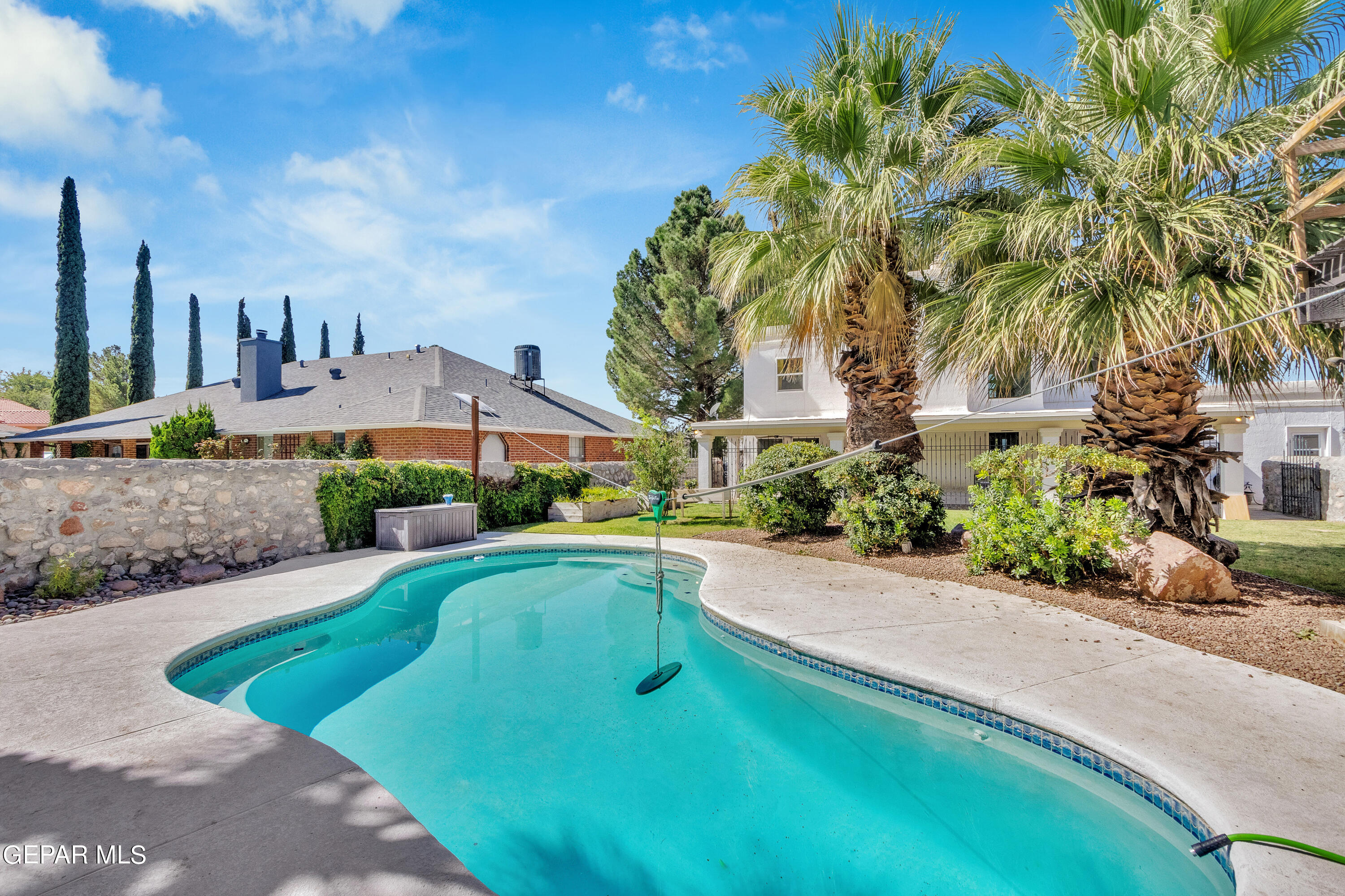 1212 Cerrito Grande Lane