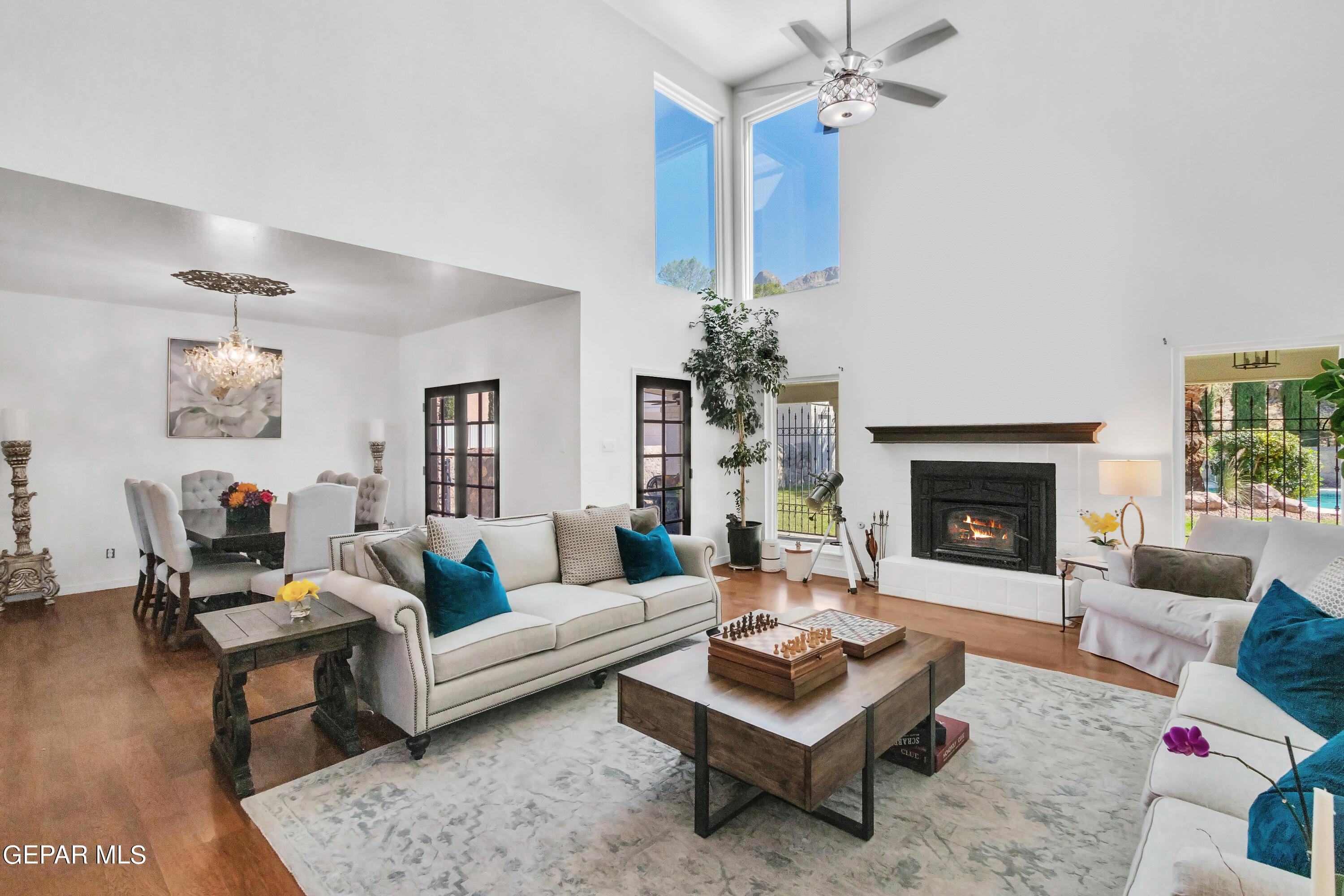 1212 Cerrito Grande Lane