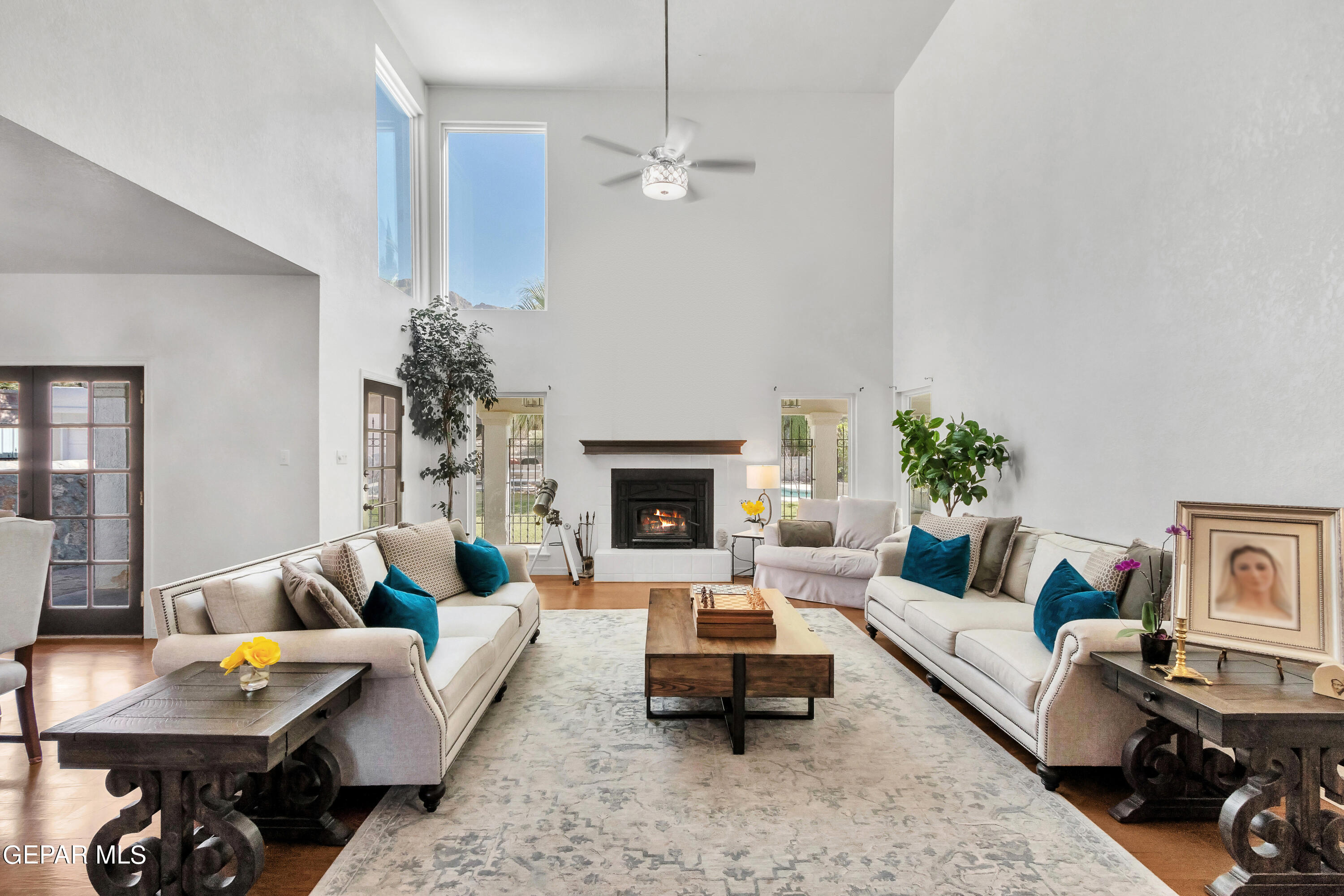 1212 Cerrito Grande Lane