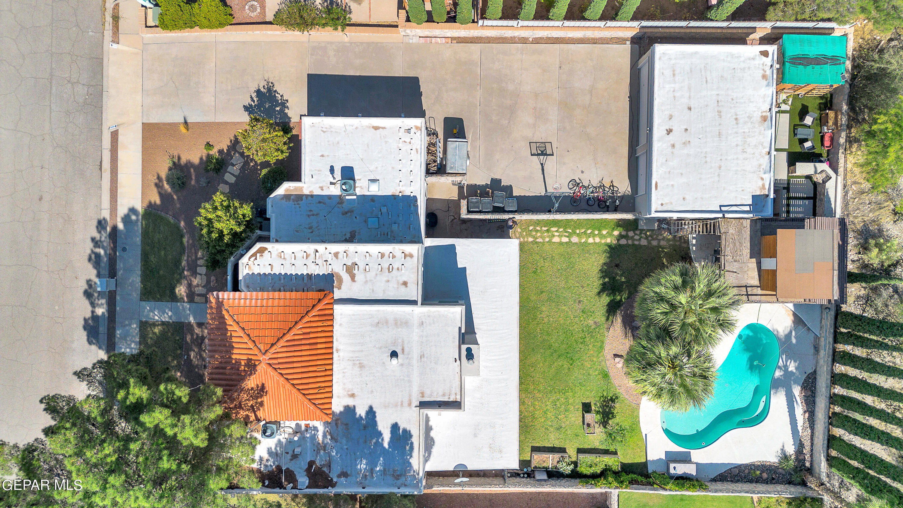 1212 Cerrito Grande Lane