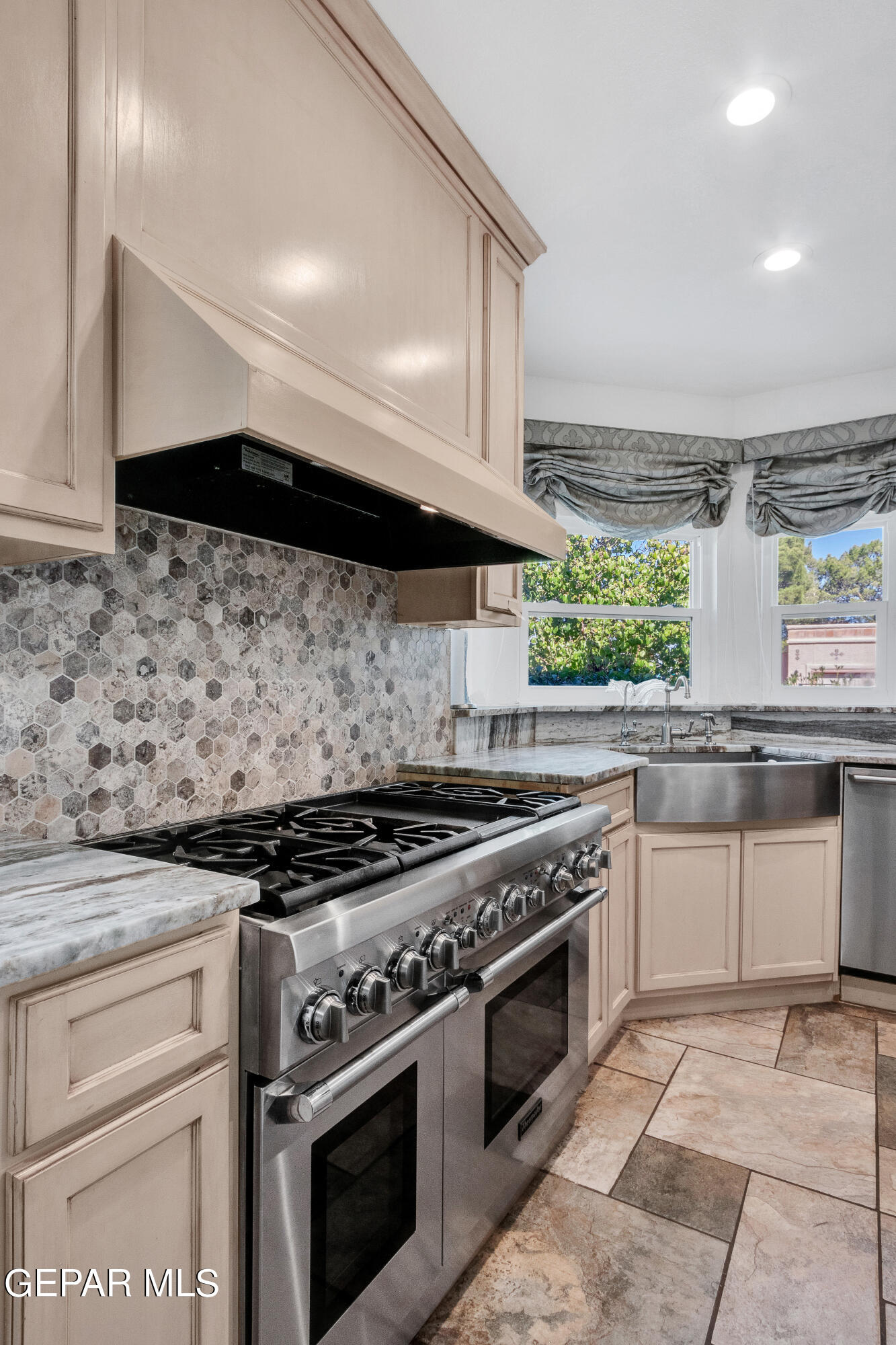 1212 Cerrito Grande Lane