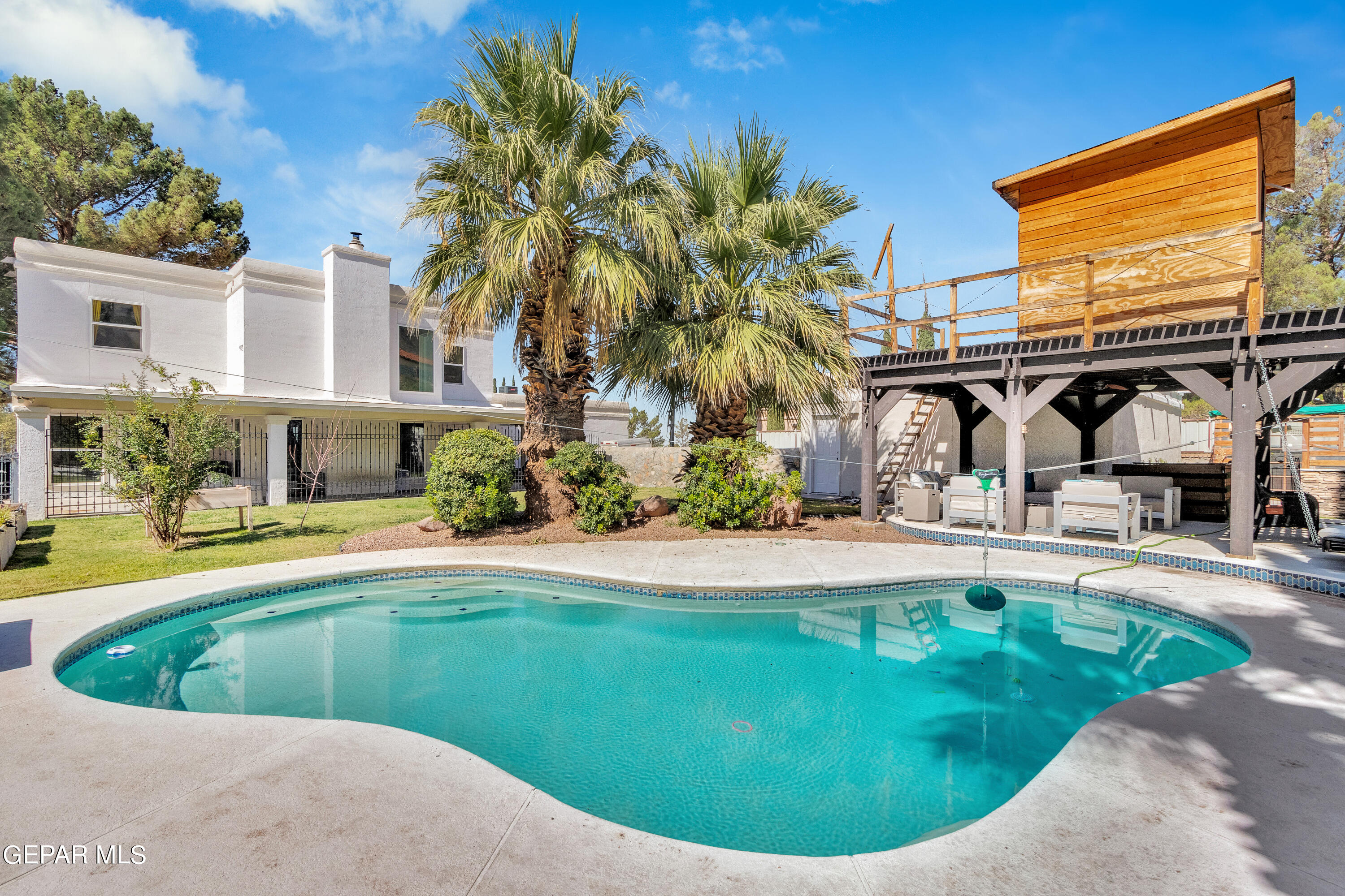 1212 Cerrito Grande Lane