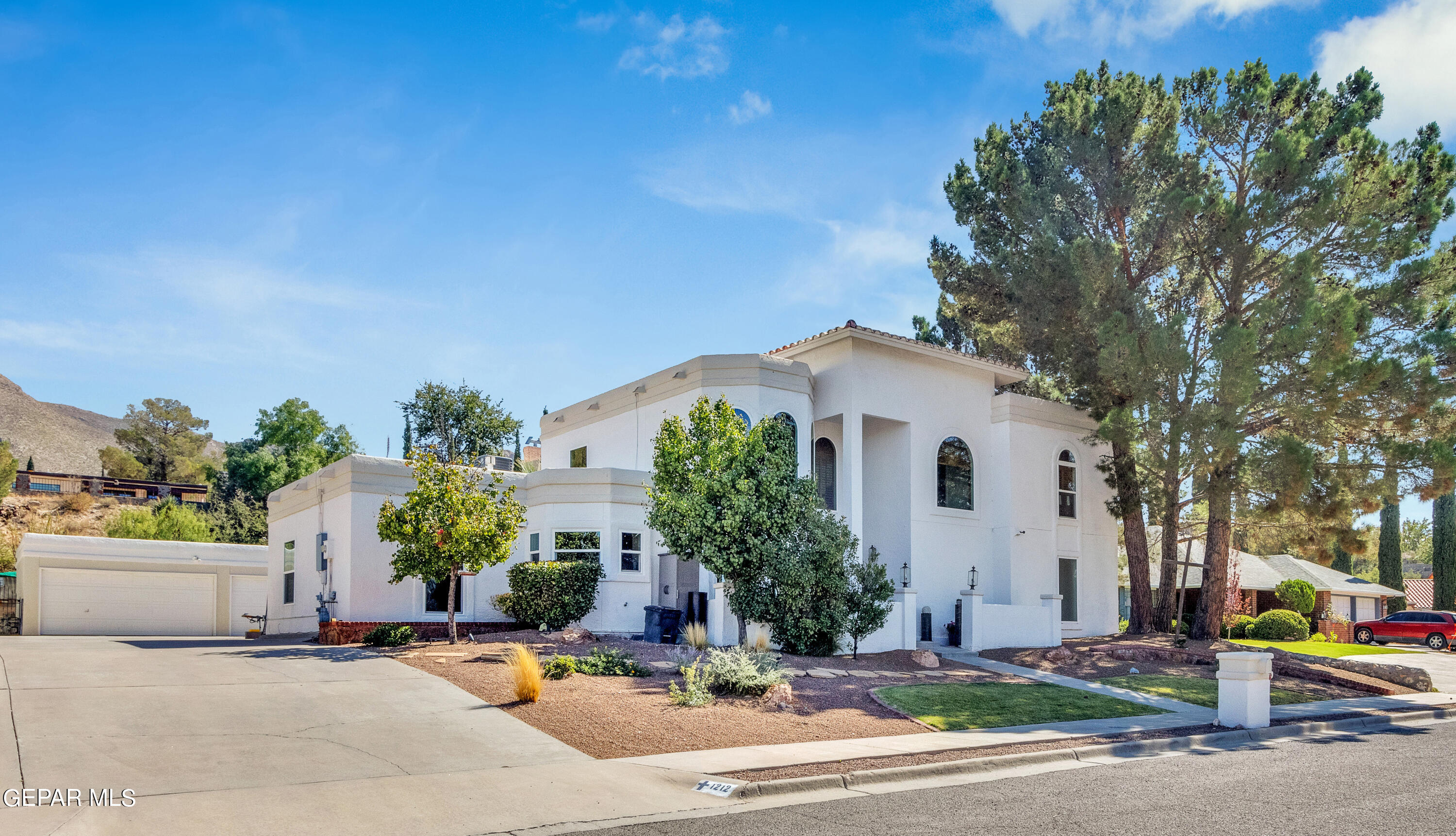 1212 Cerrito Grande Lane