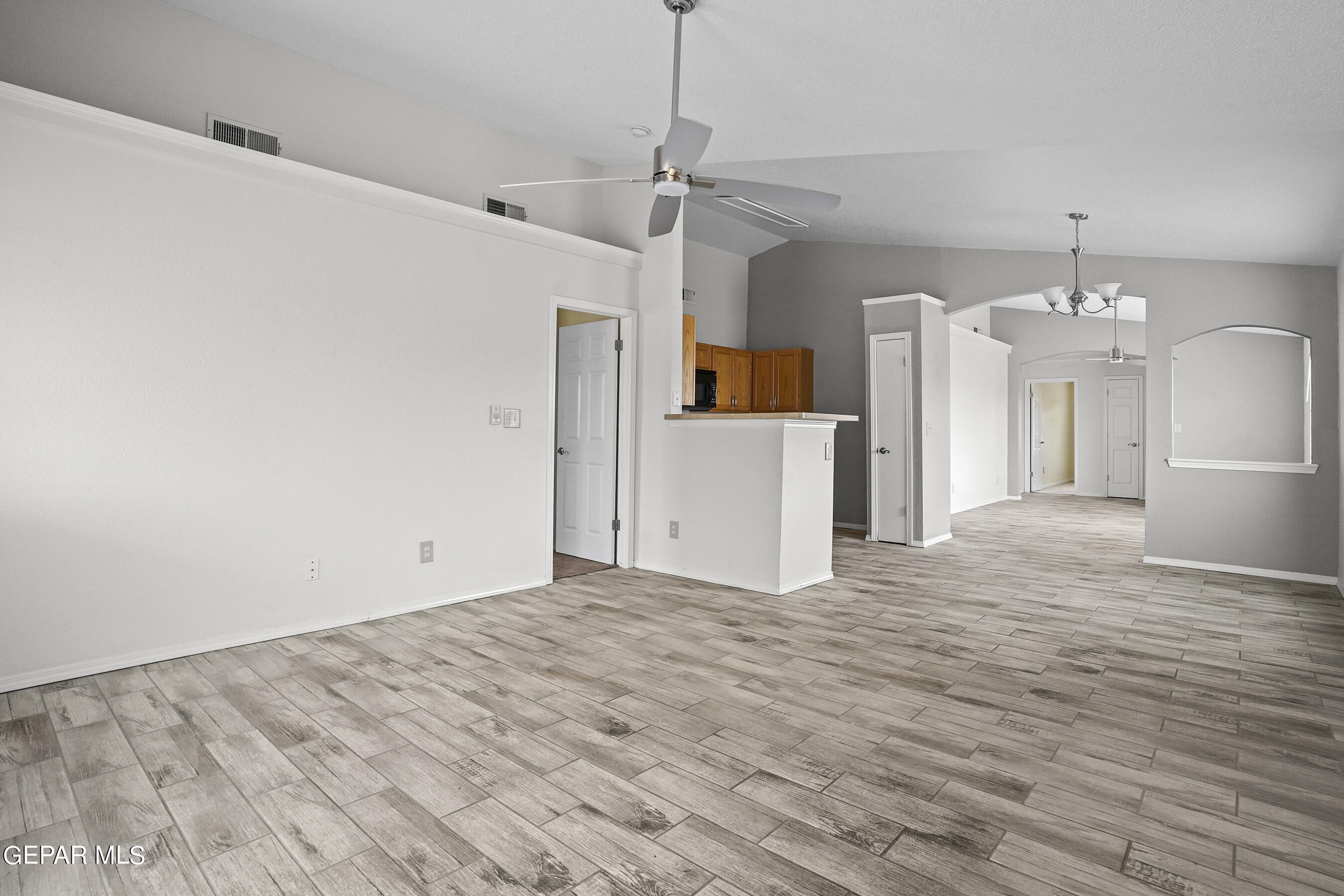 14044 PETER NOYES Drive