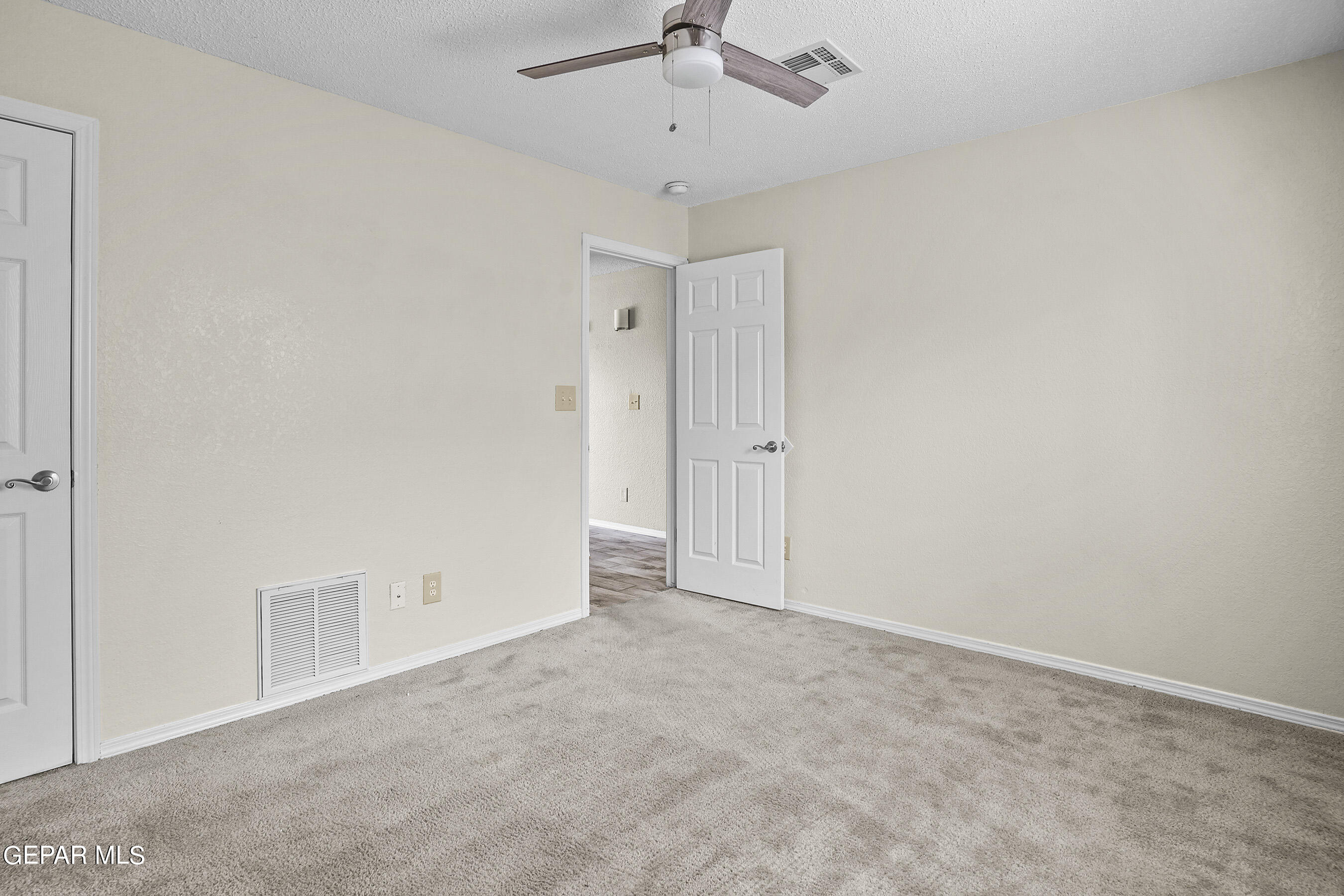 14044 PETER NOYES Drive