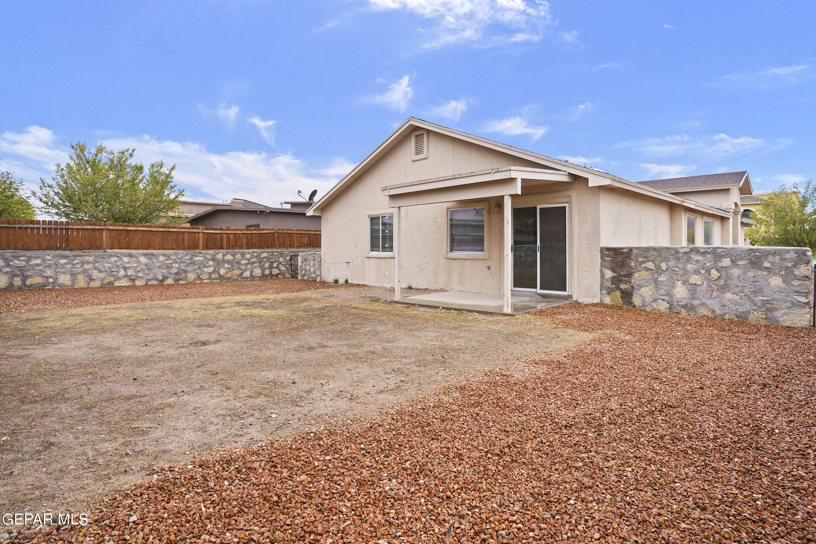 14044 PETER NOYES Drive