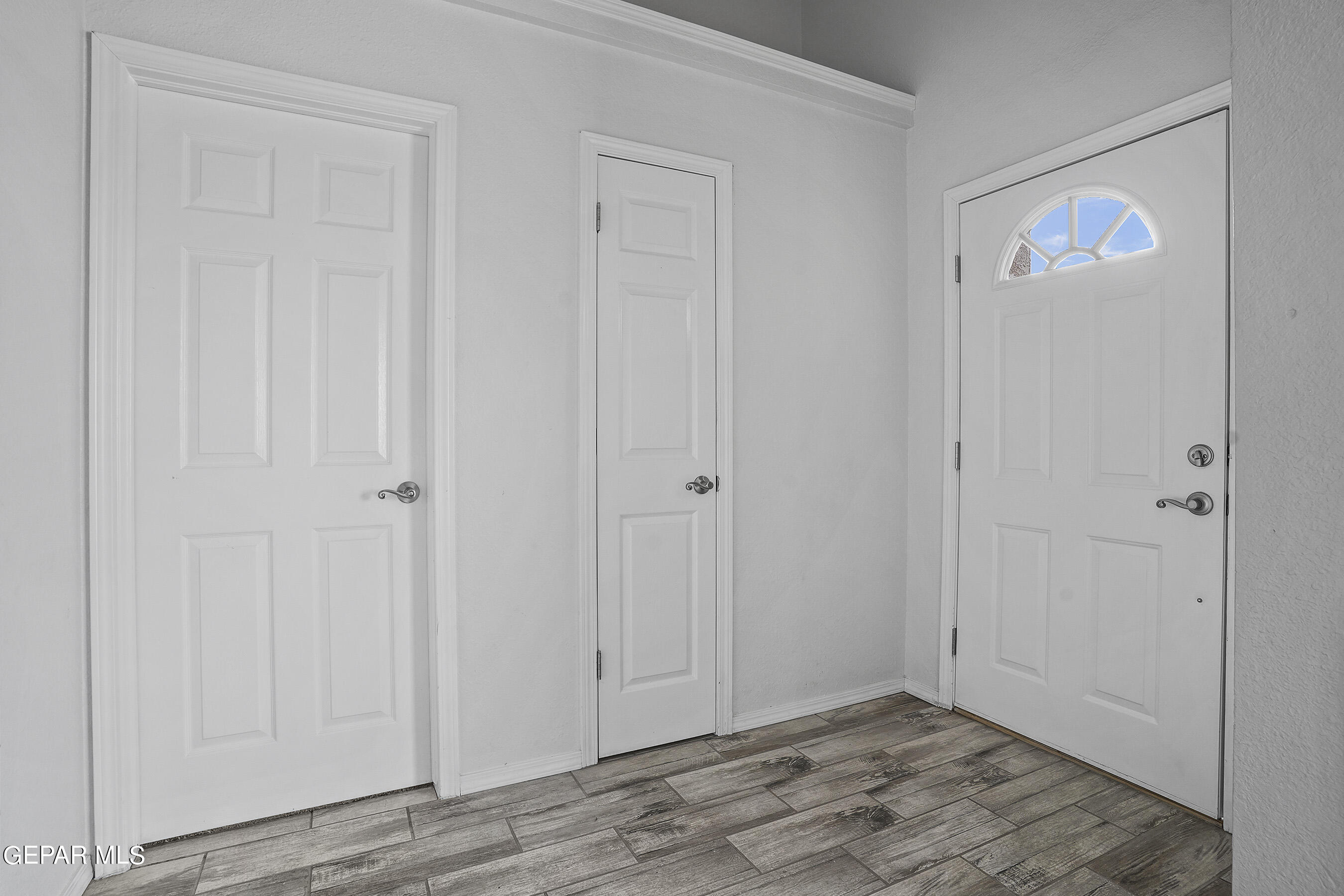 14044 PETER NOYES Drive