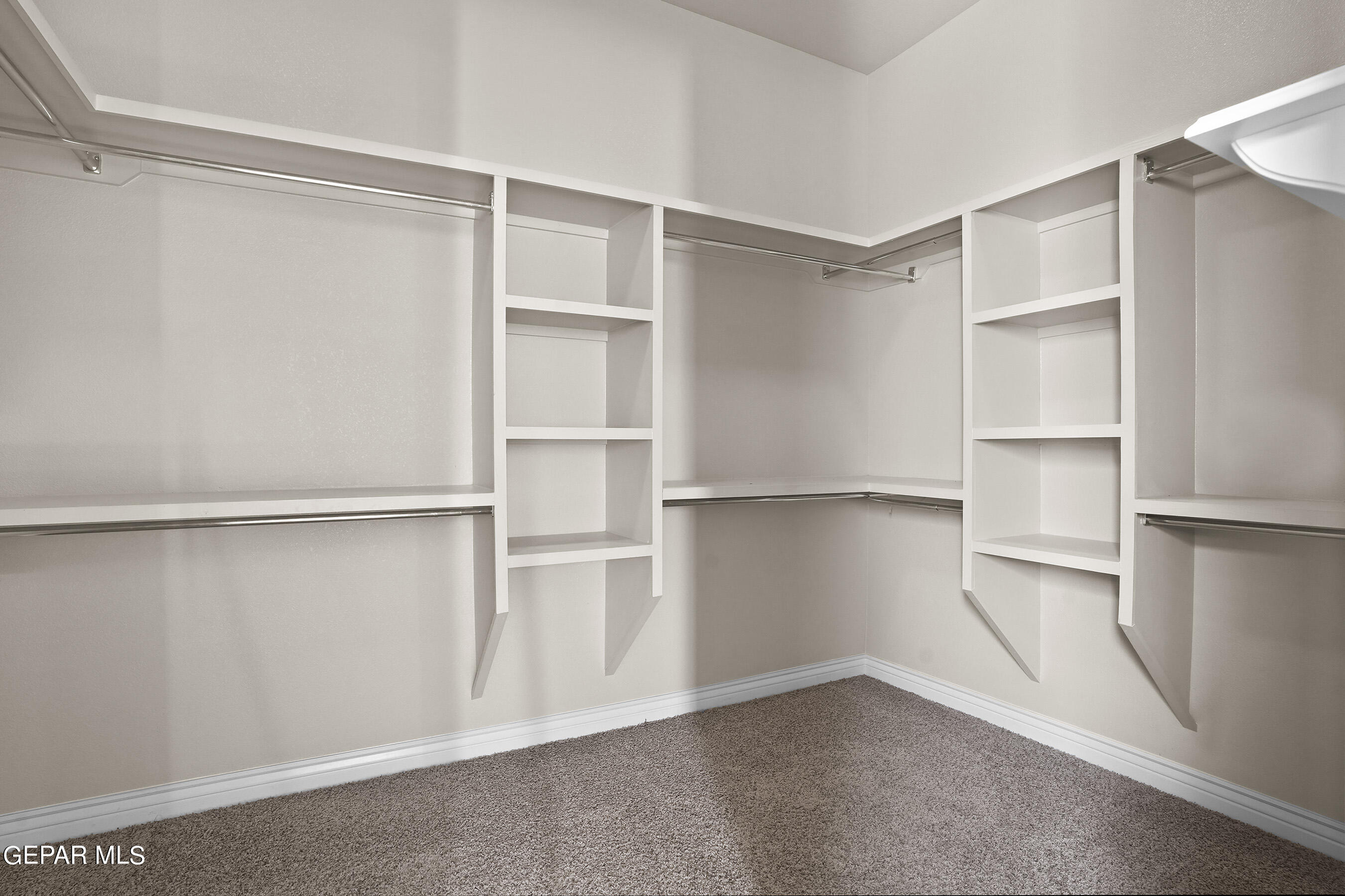 5565 Mike Vane Drive