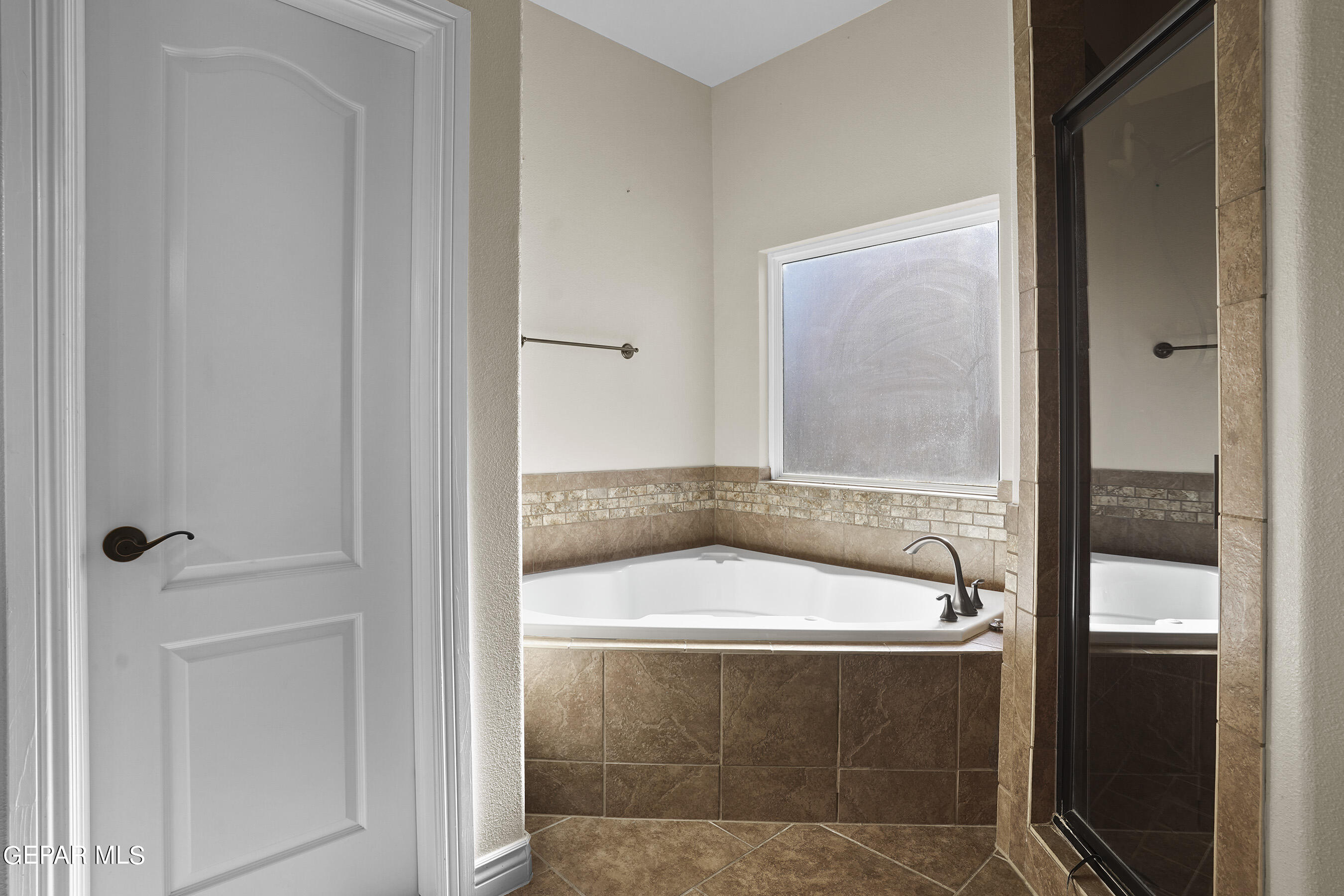 5565 Mike Vane Drive