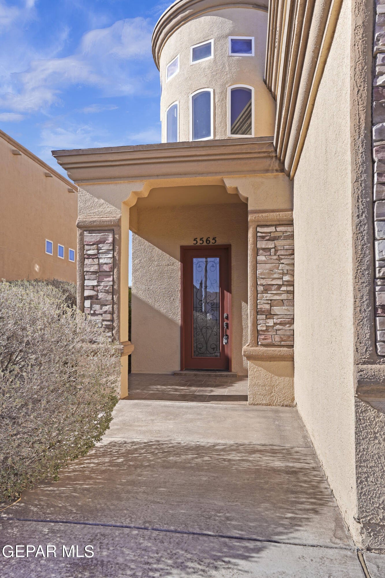 5565 Mike Vane Drive