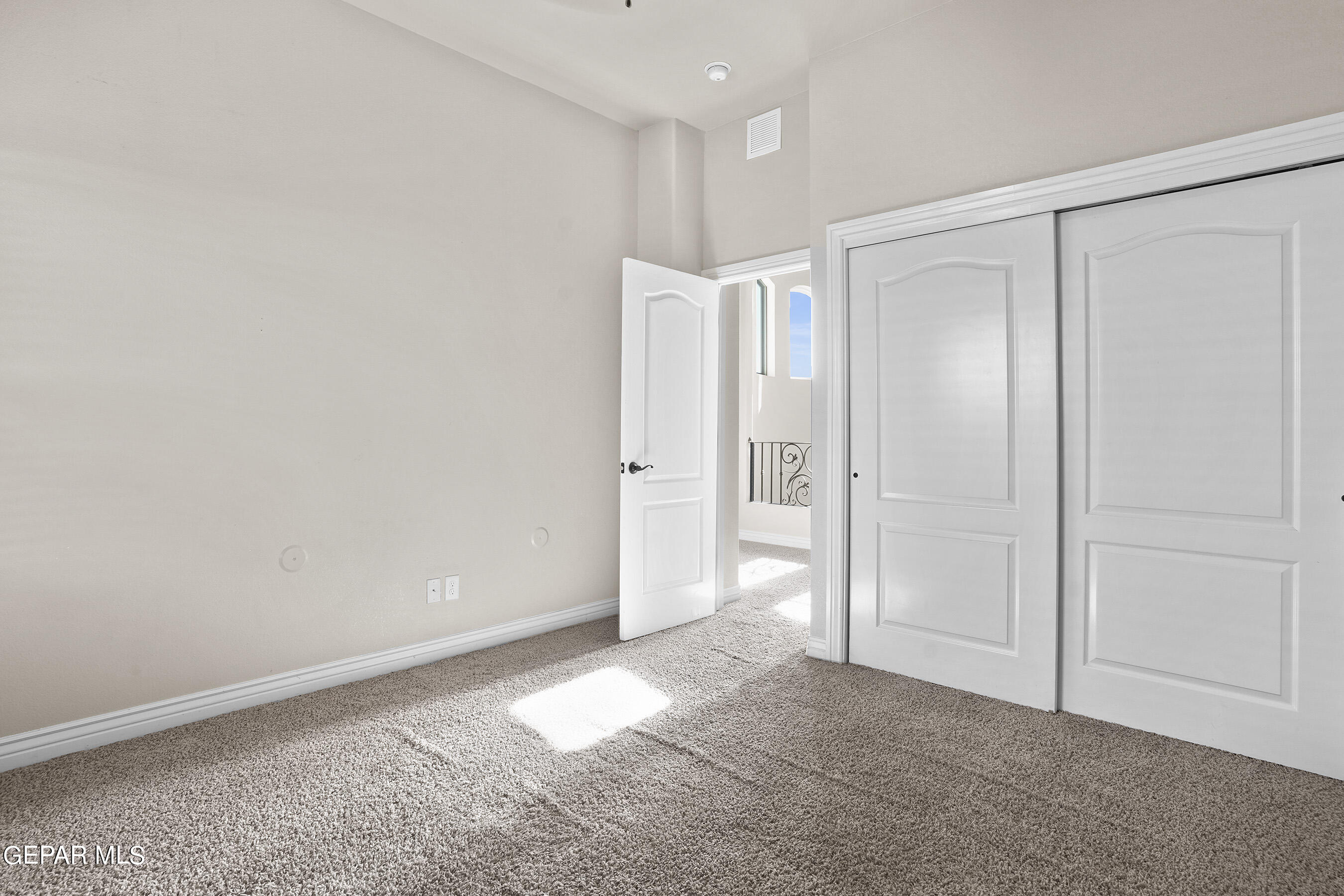 5565 Mike Vane Drive