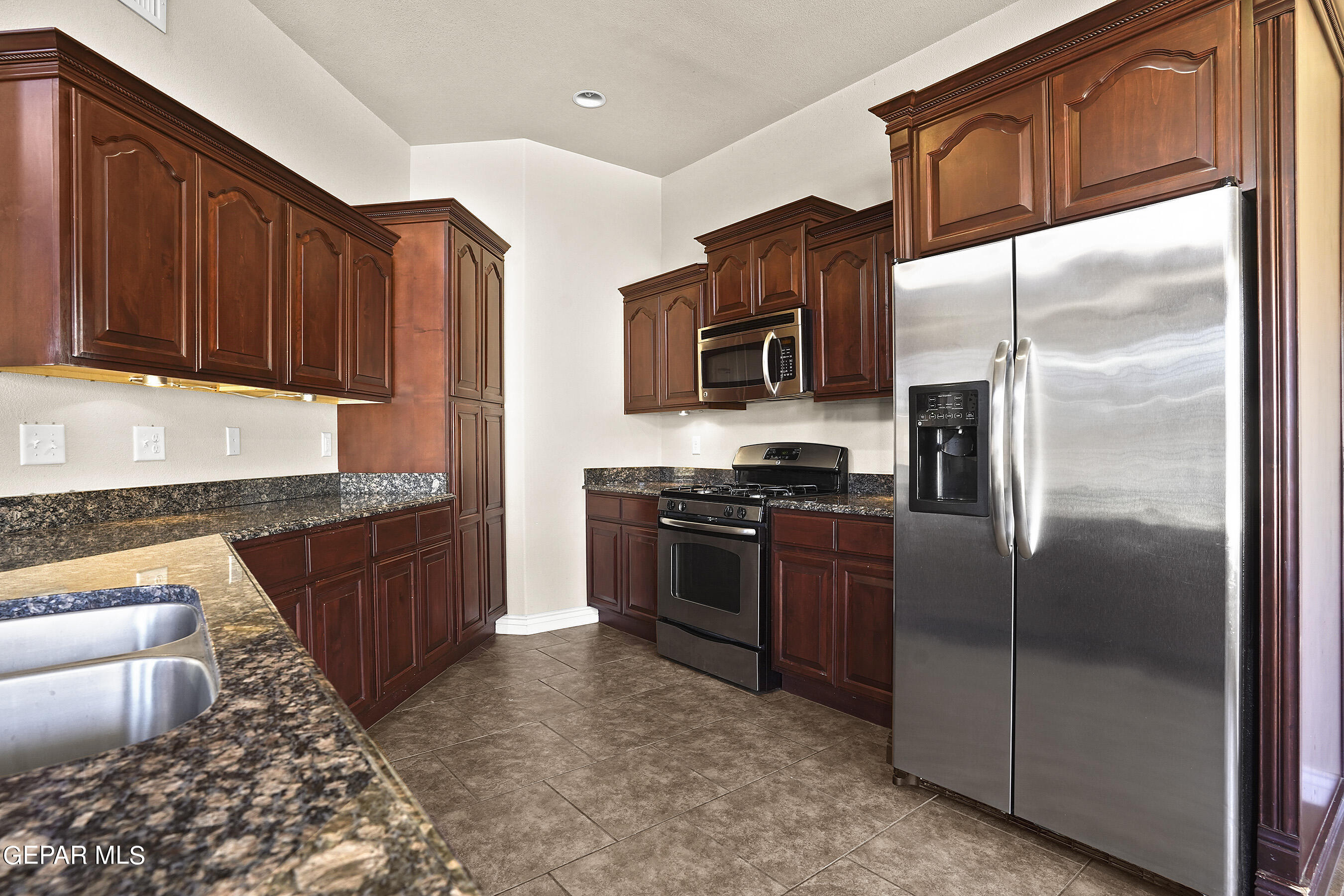 5565 Mike Vane Drive