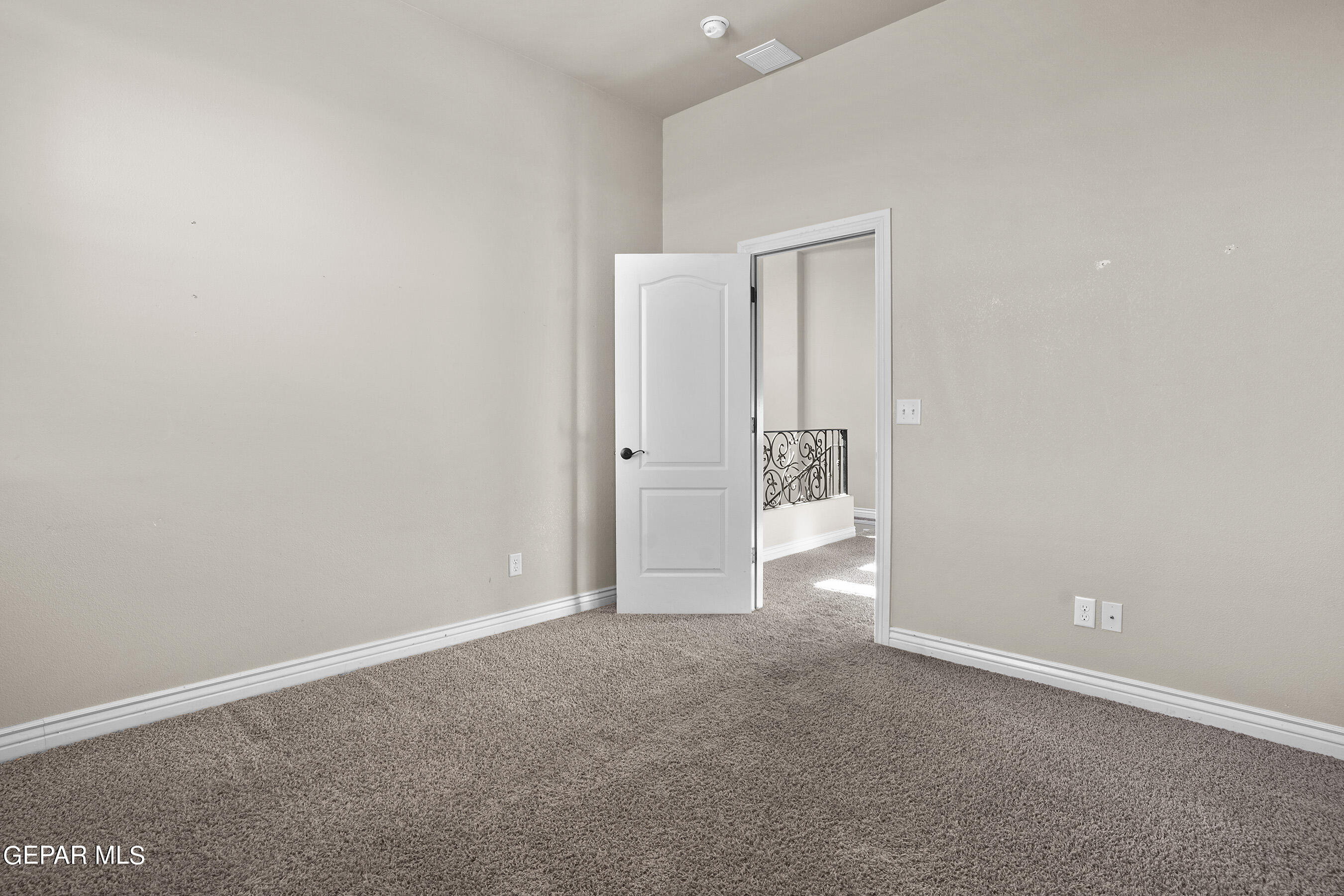 5565 Mike Vane Drive