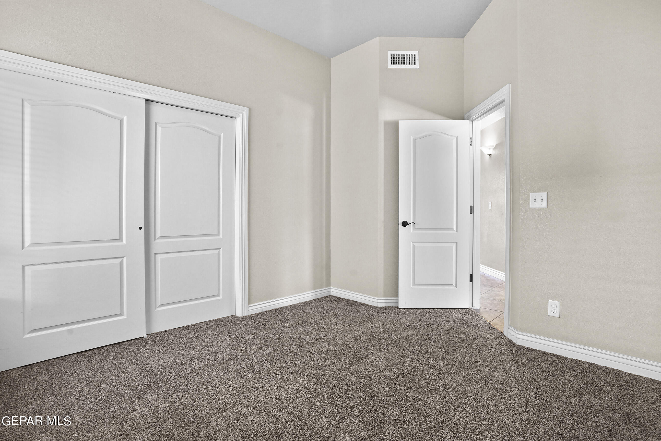 5565 Mike Vane Drive