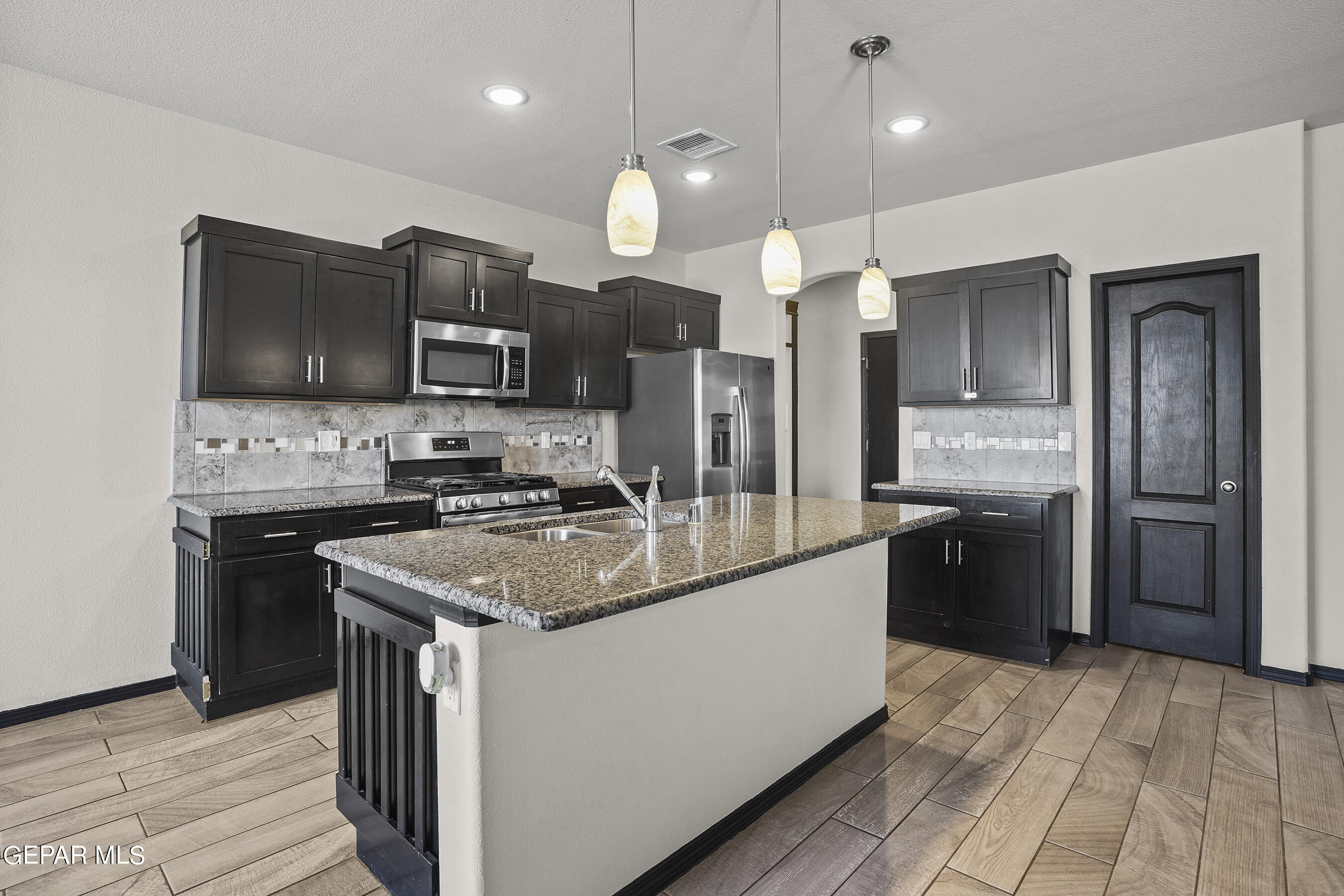 7433 Eagle Vista Drive Drive