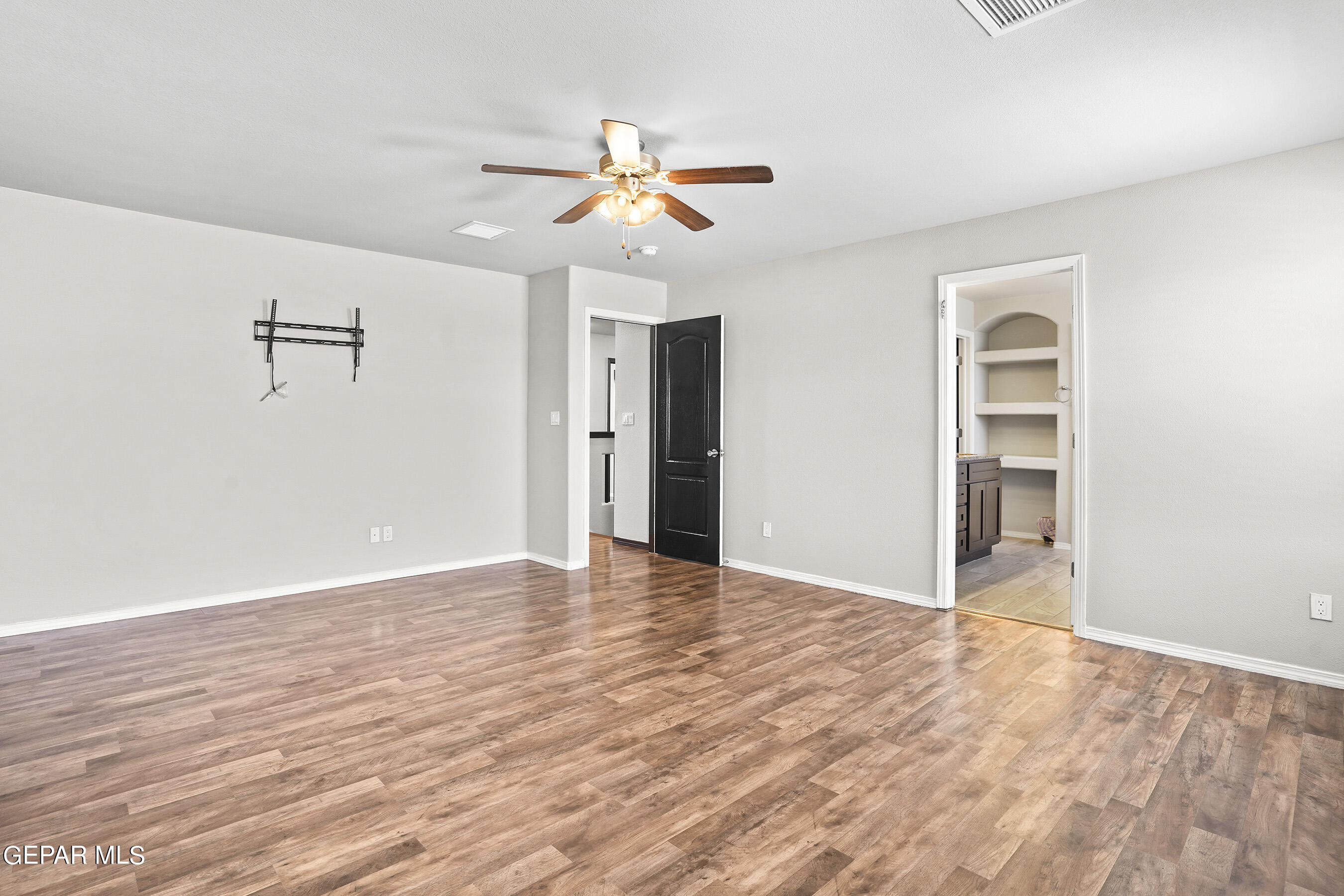 7433 Eagle Vista Drive Drive