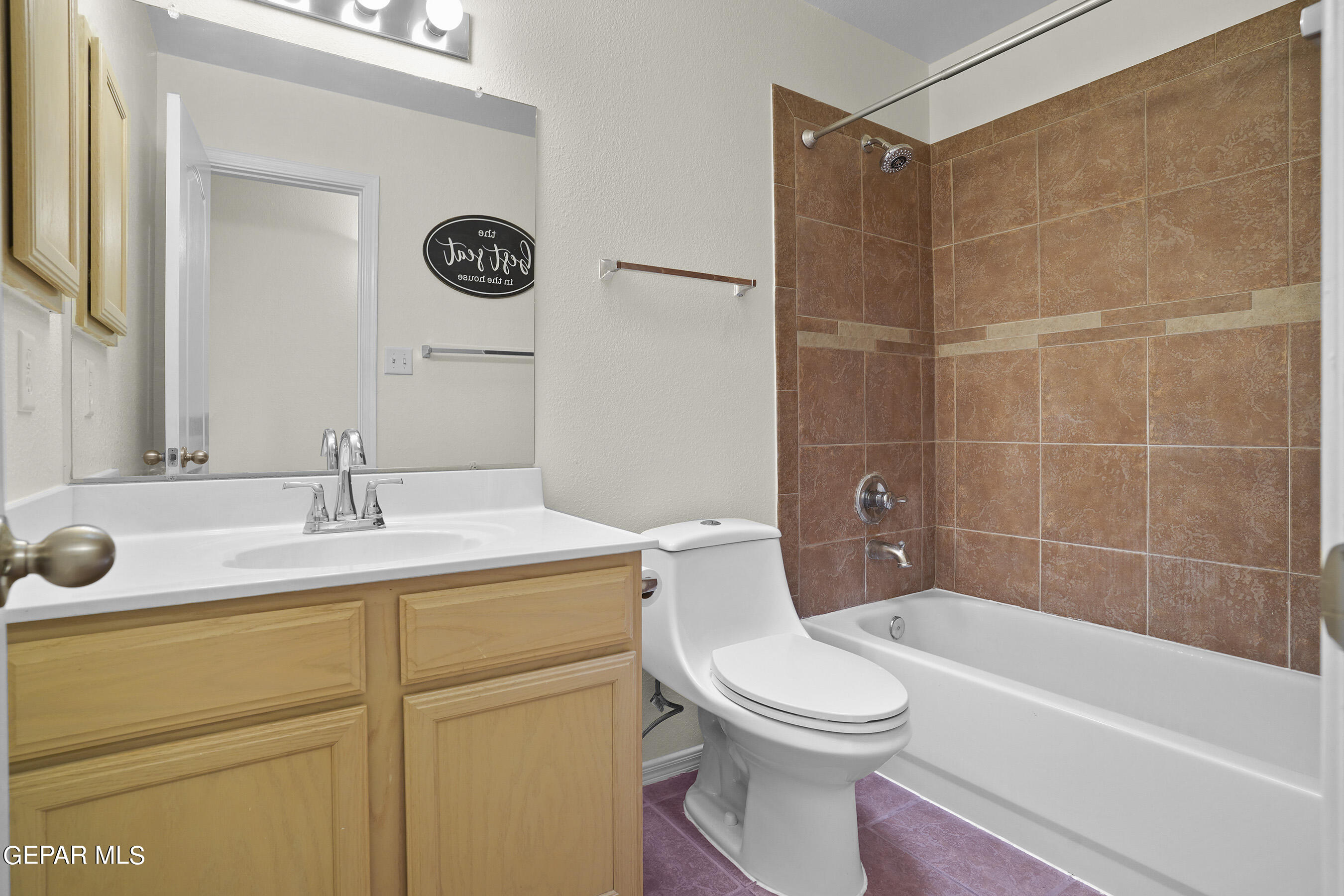 5428 Santiago Roque Drive