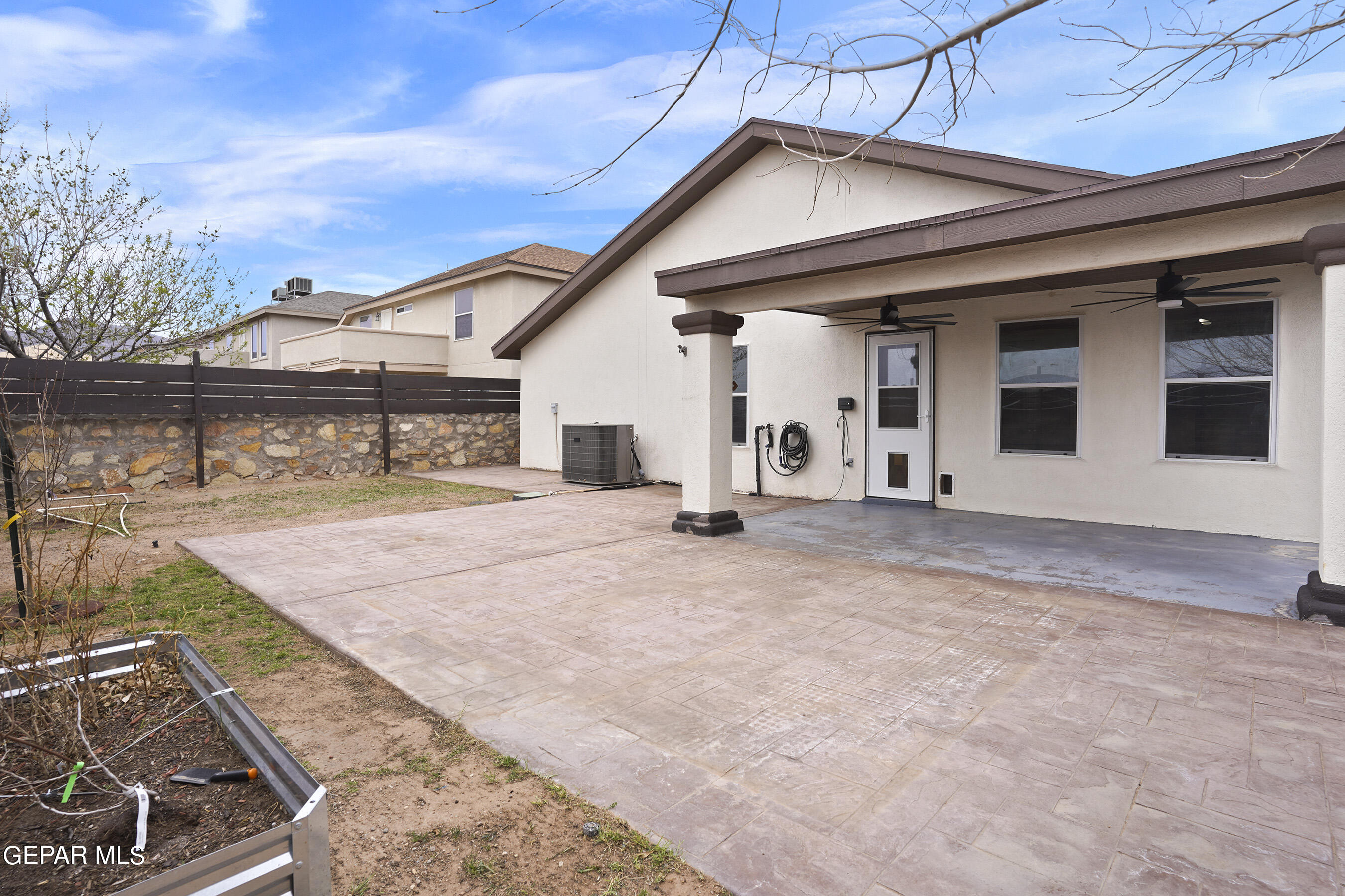 5428 Santiago Roque Drive