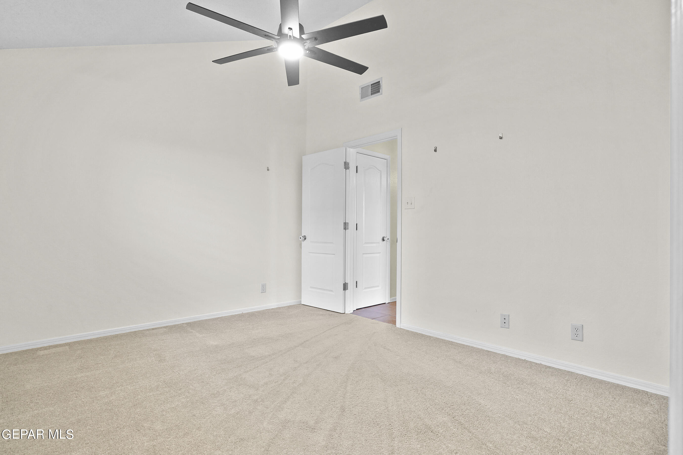 5428 Santiago Roque Drive