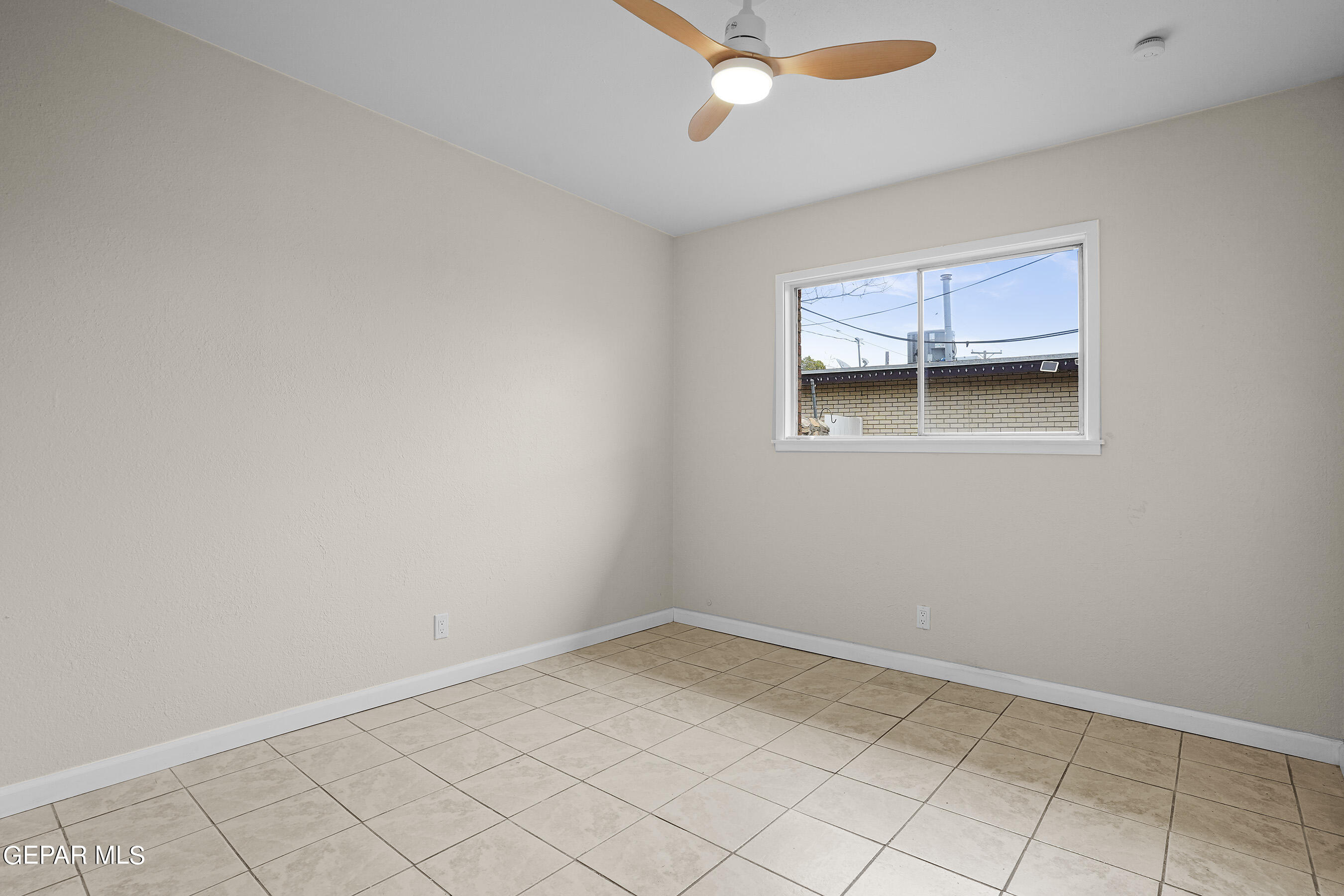 5213 MARCILLUS Avenue