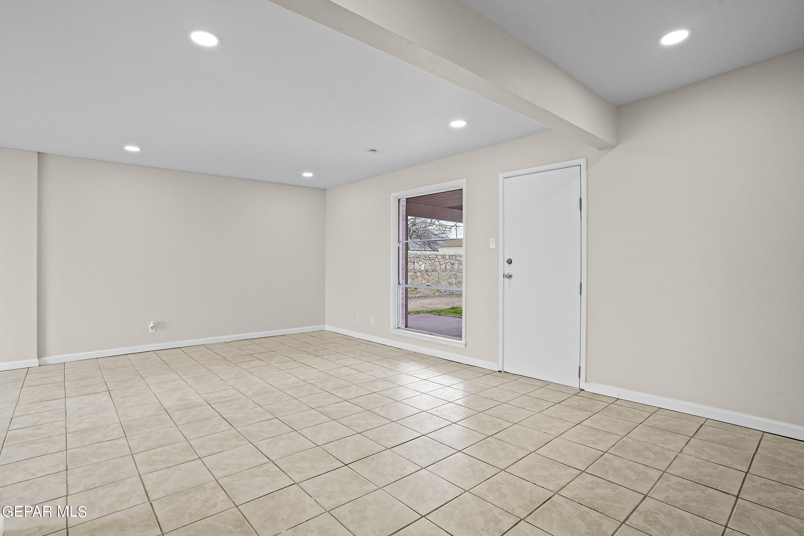 5213 MARCILLUS Avenue