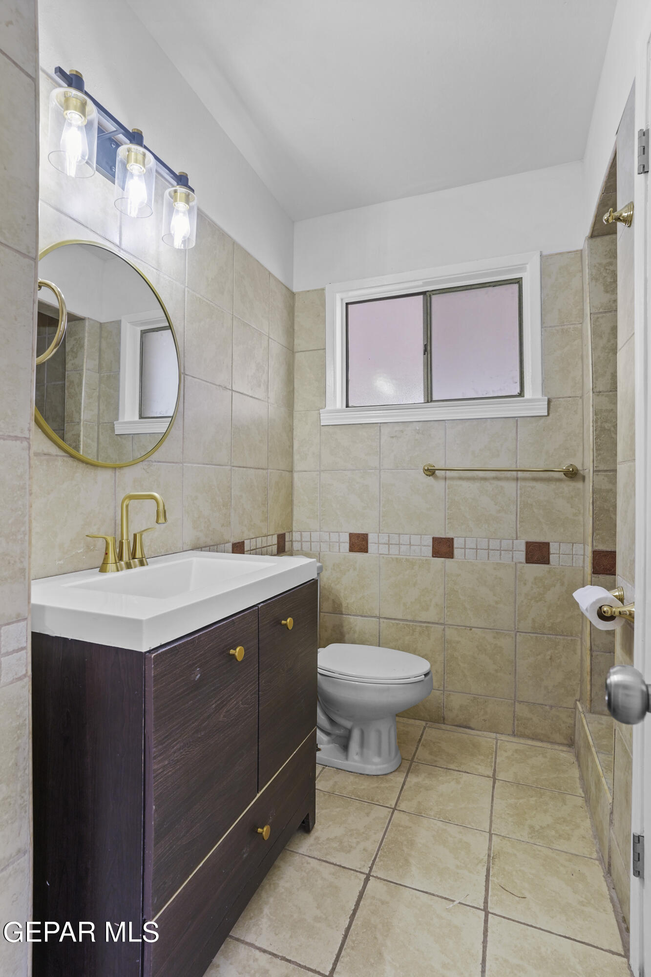 5213 MARCILLUS Avenue