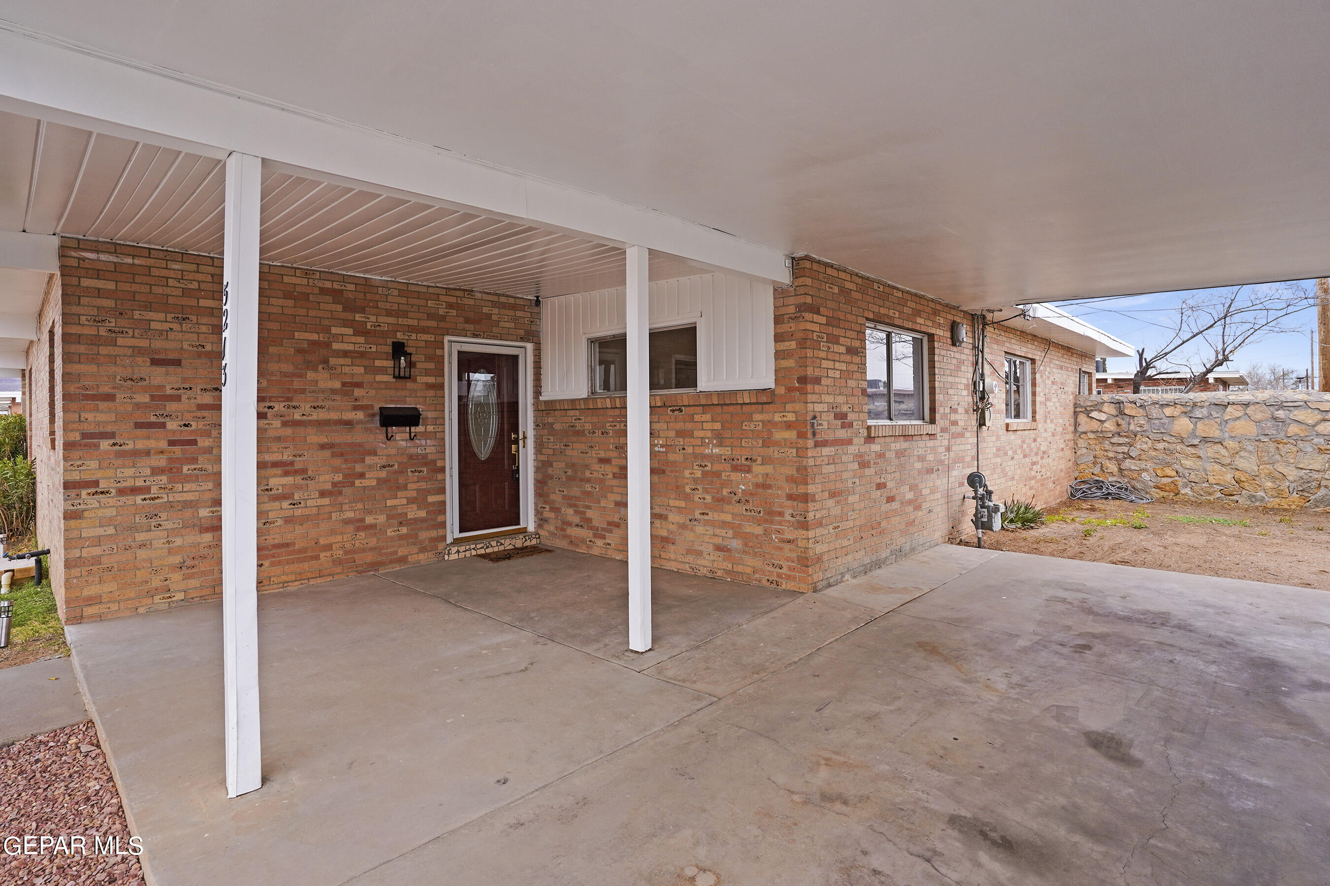 5213 MARCILLUS Avenue