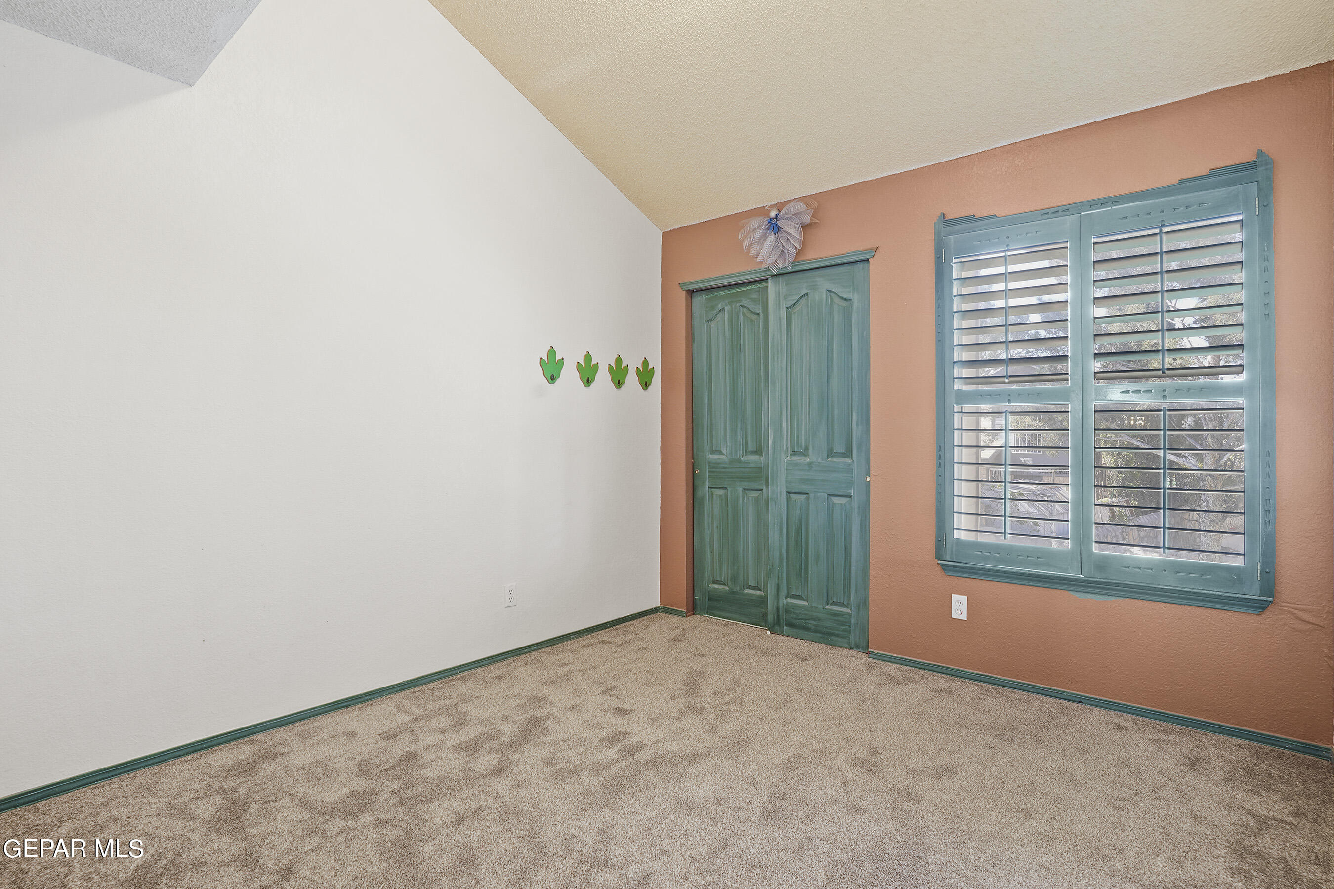 12104 SINGING QUAIL Drive