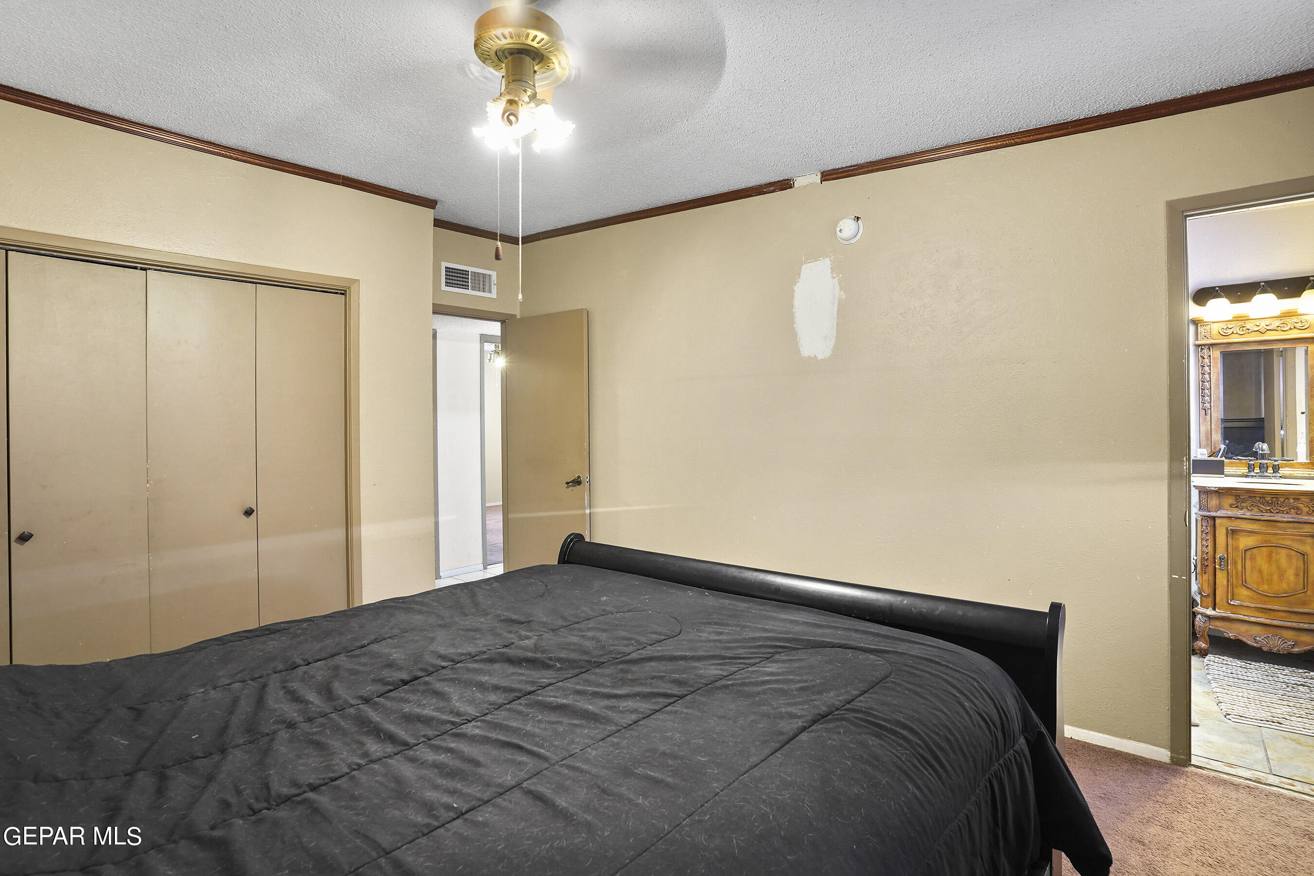 6024 Redstone Street