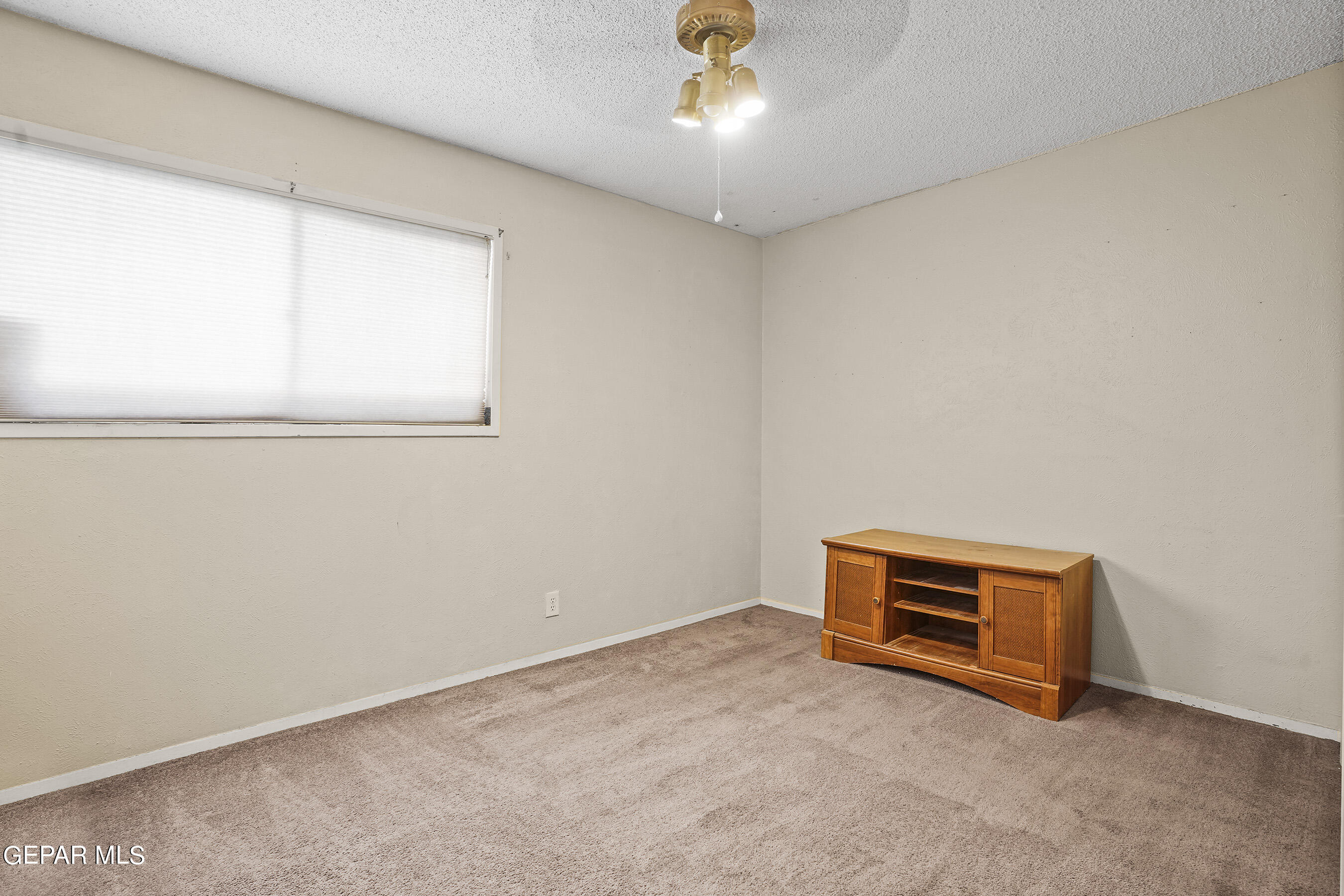 6024 Redstone Street