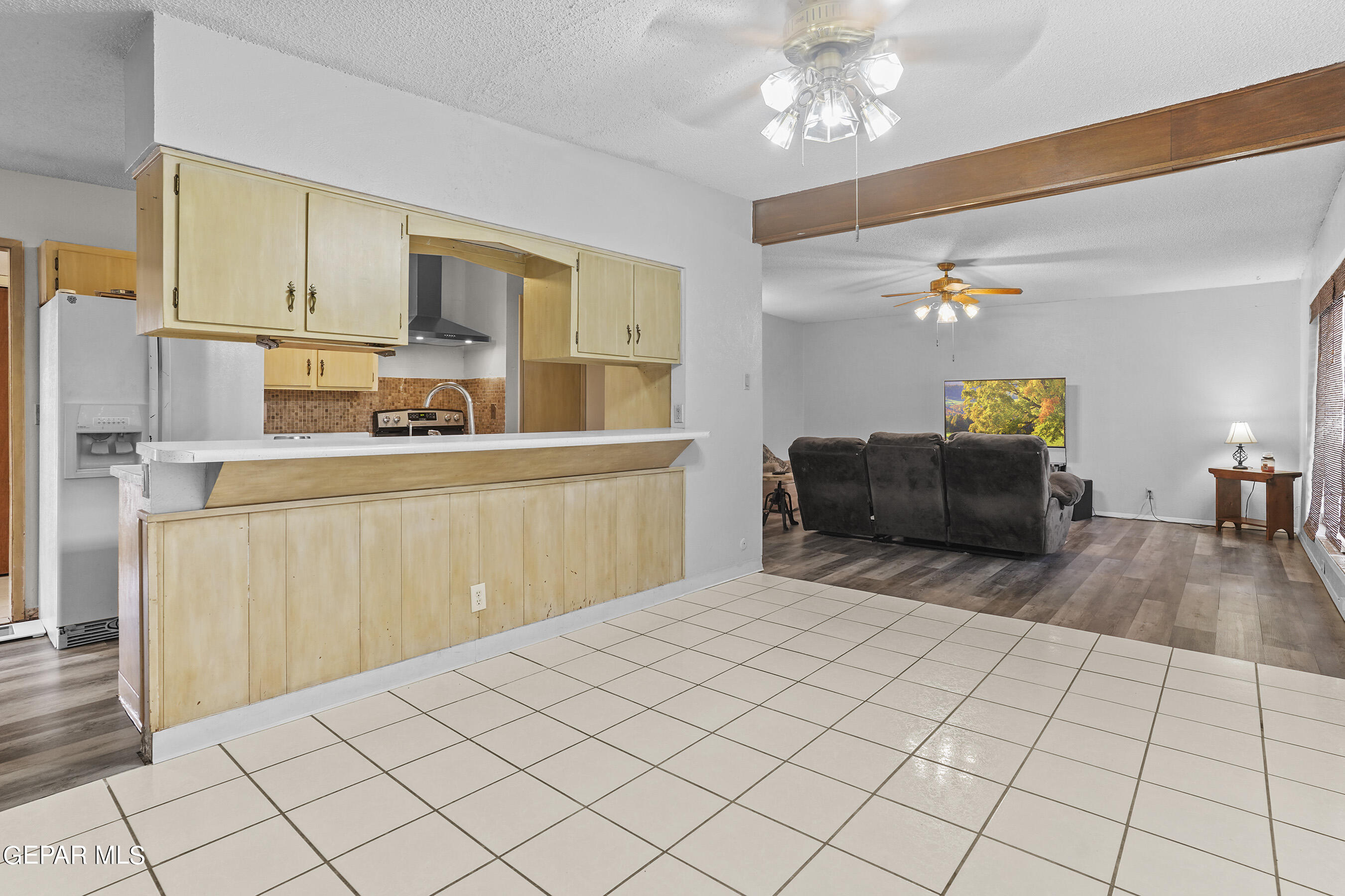 6024 Redstone Street