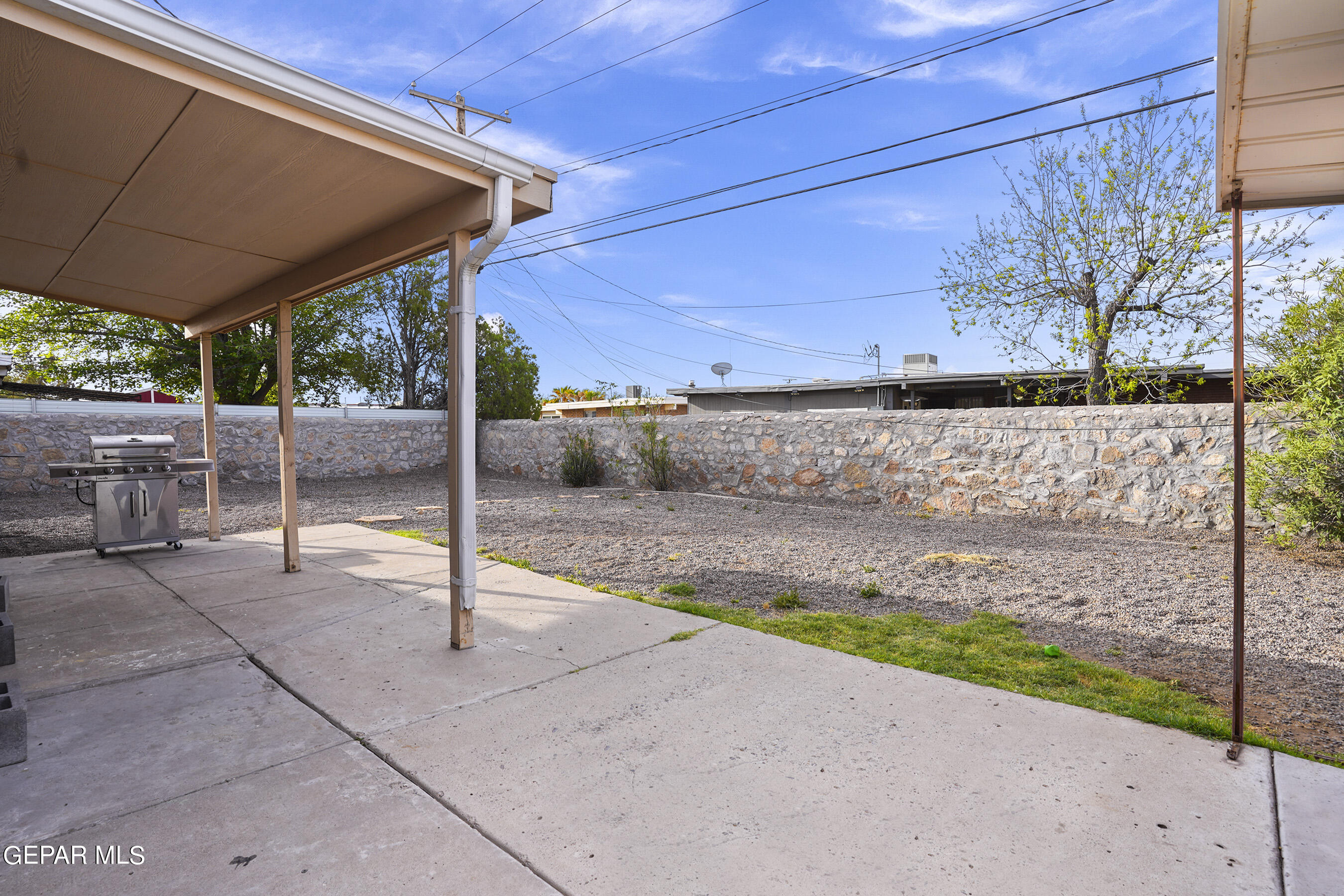 6024 Redstone Street