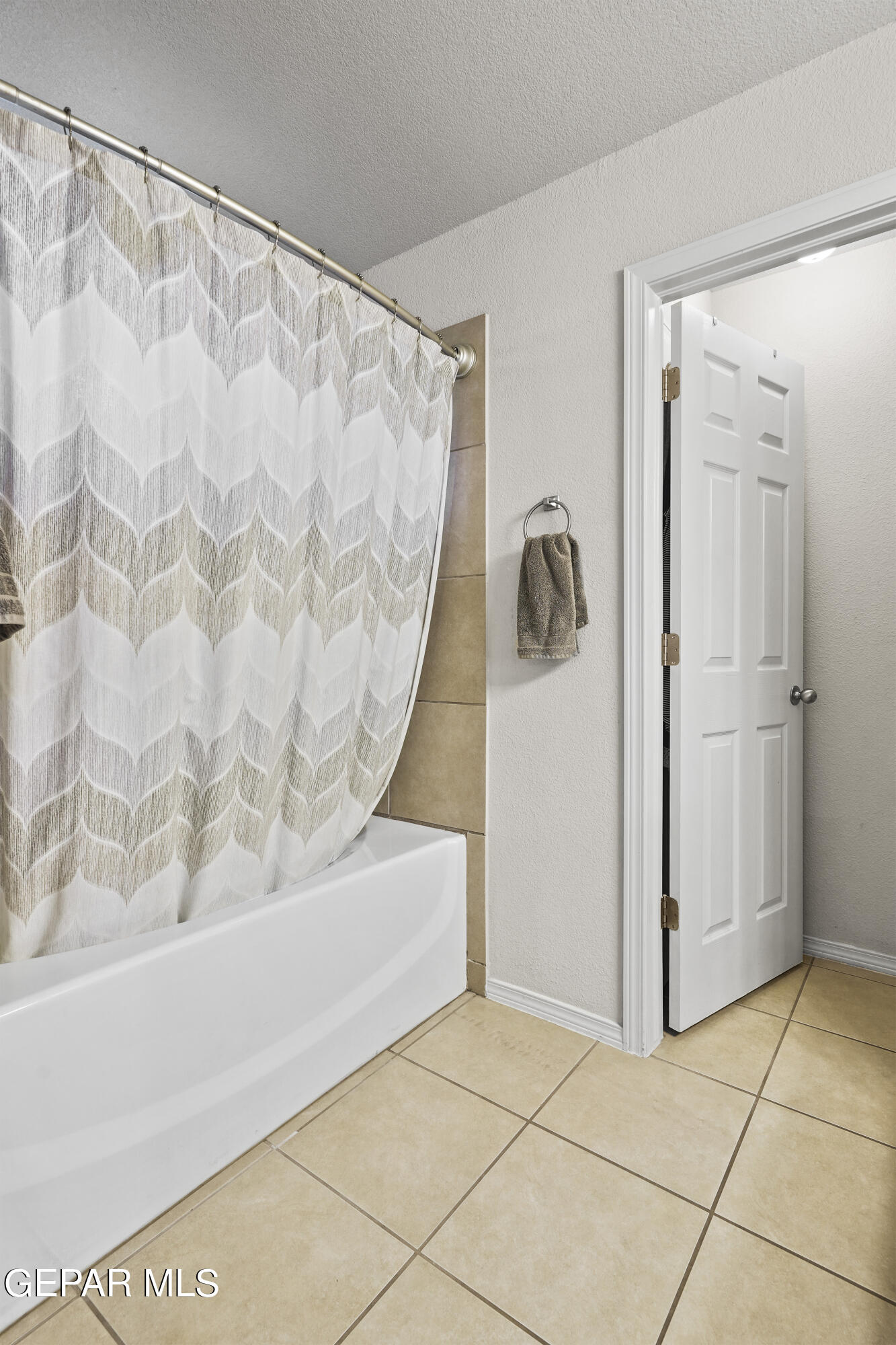 3848 Loma Cortez Drive