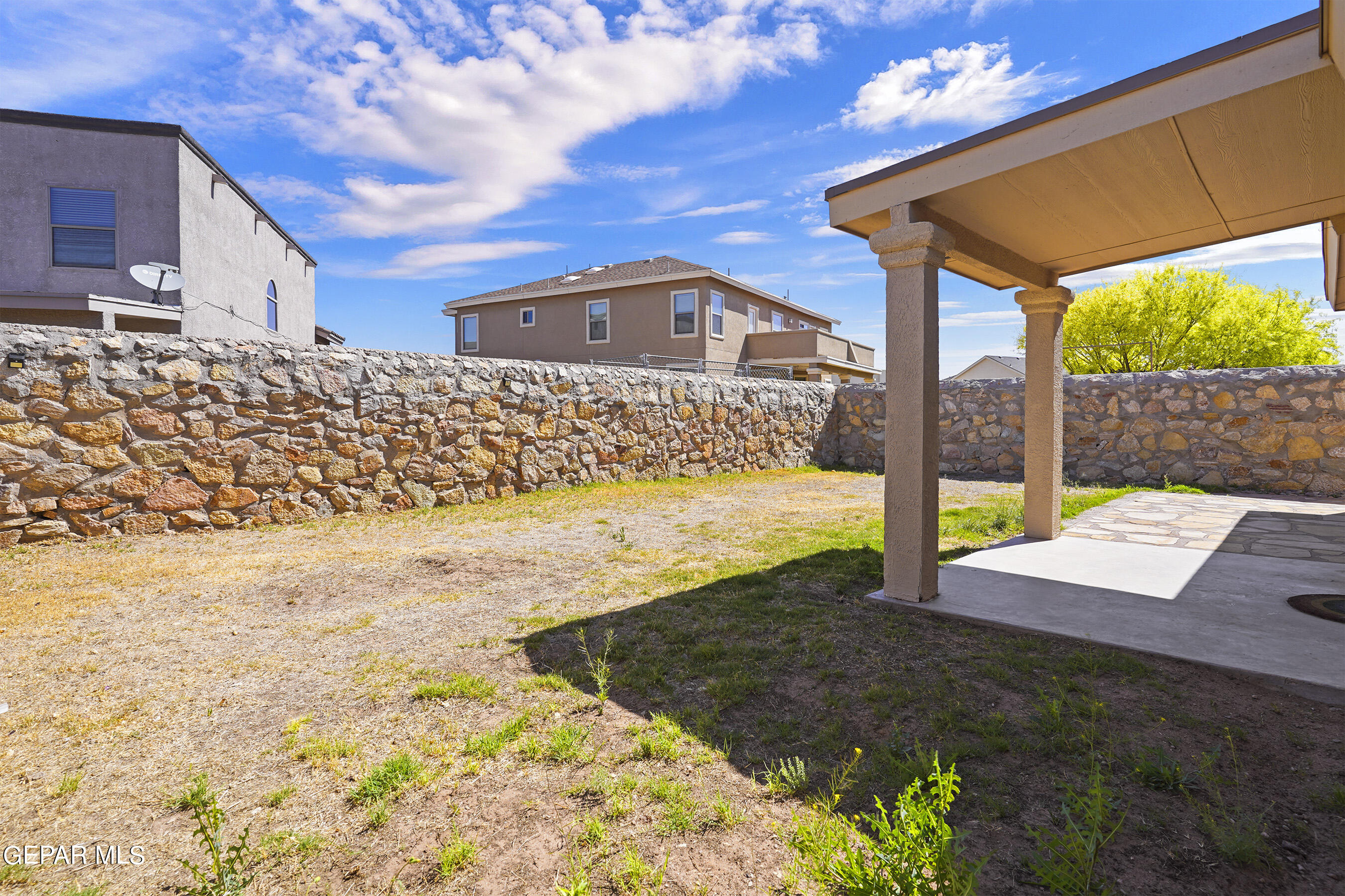 4933 COPPER RANCH Avenue