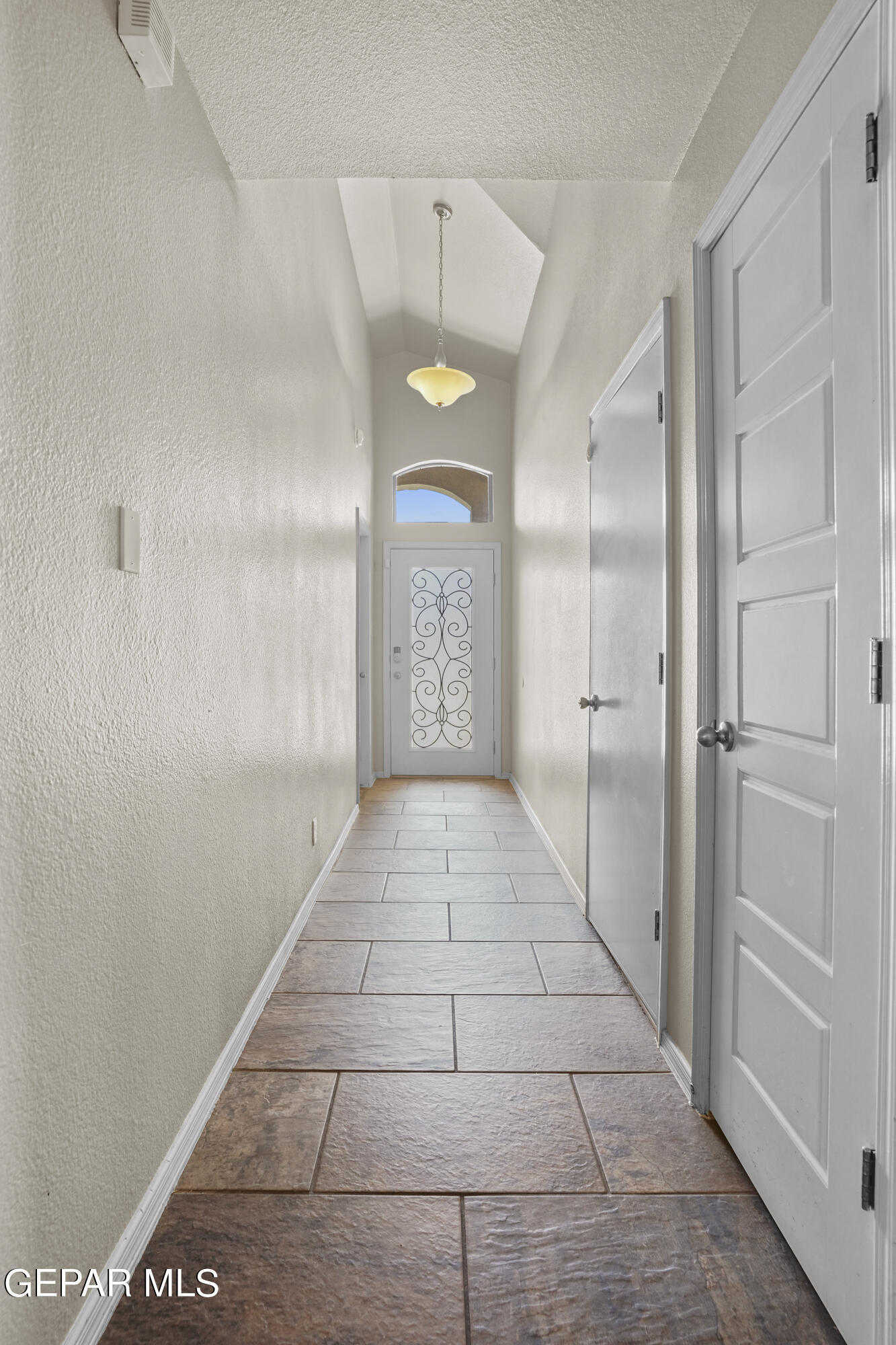 4933 COPPER RANCH Avenue